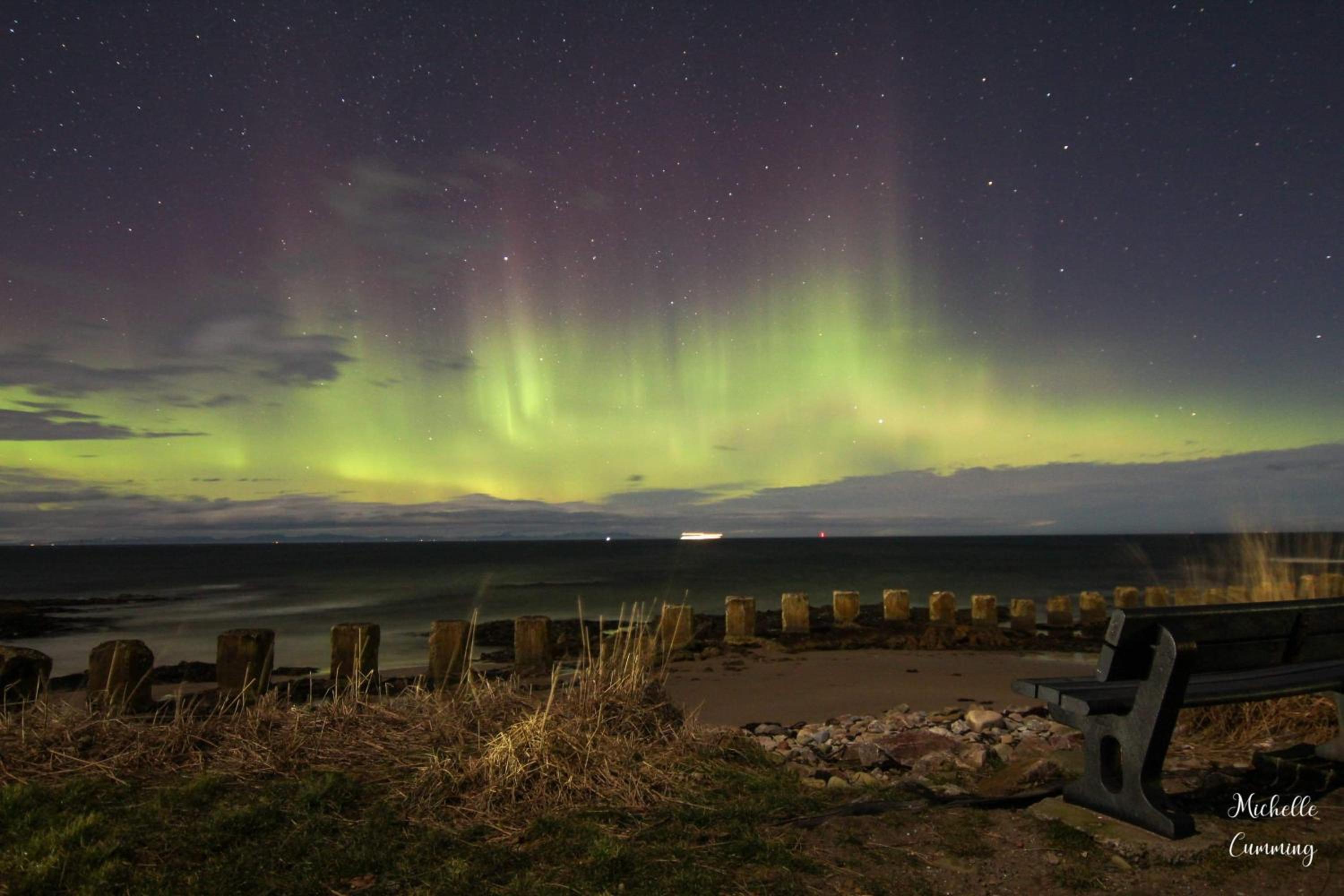 Skerry View - Overlooking the Moray Firth - close to Beaches, Harbour, Shops and Restaurants view 5