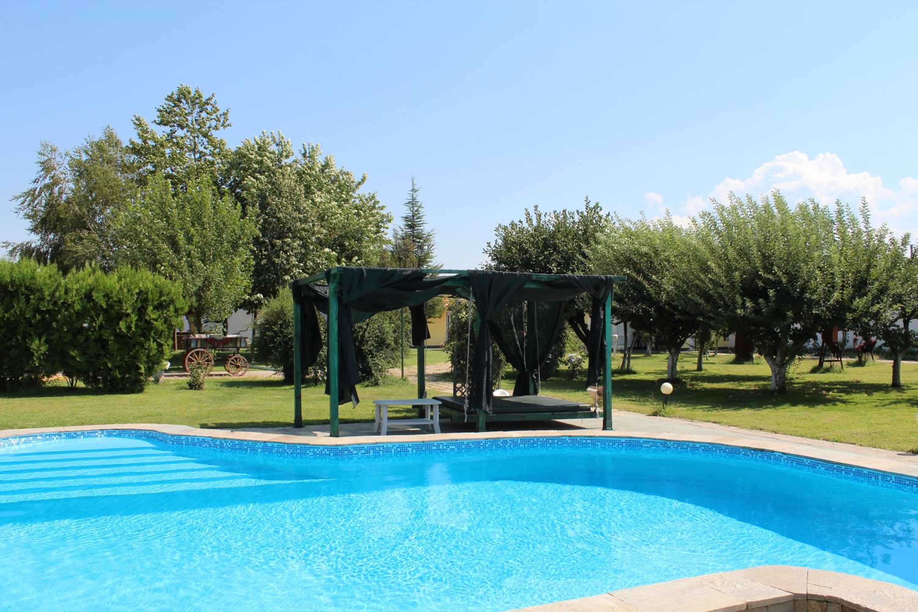 Galeria In The Garden