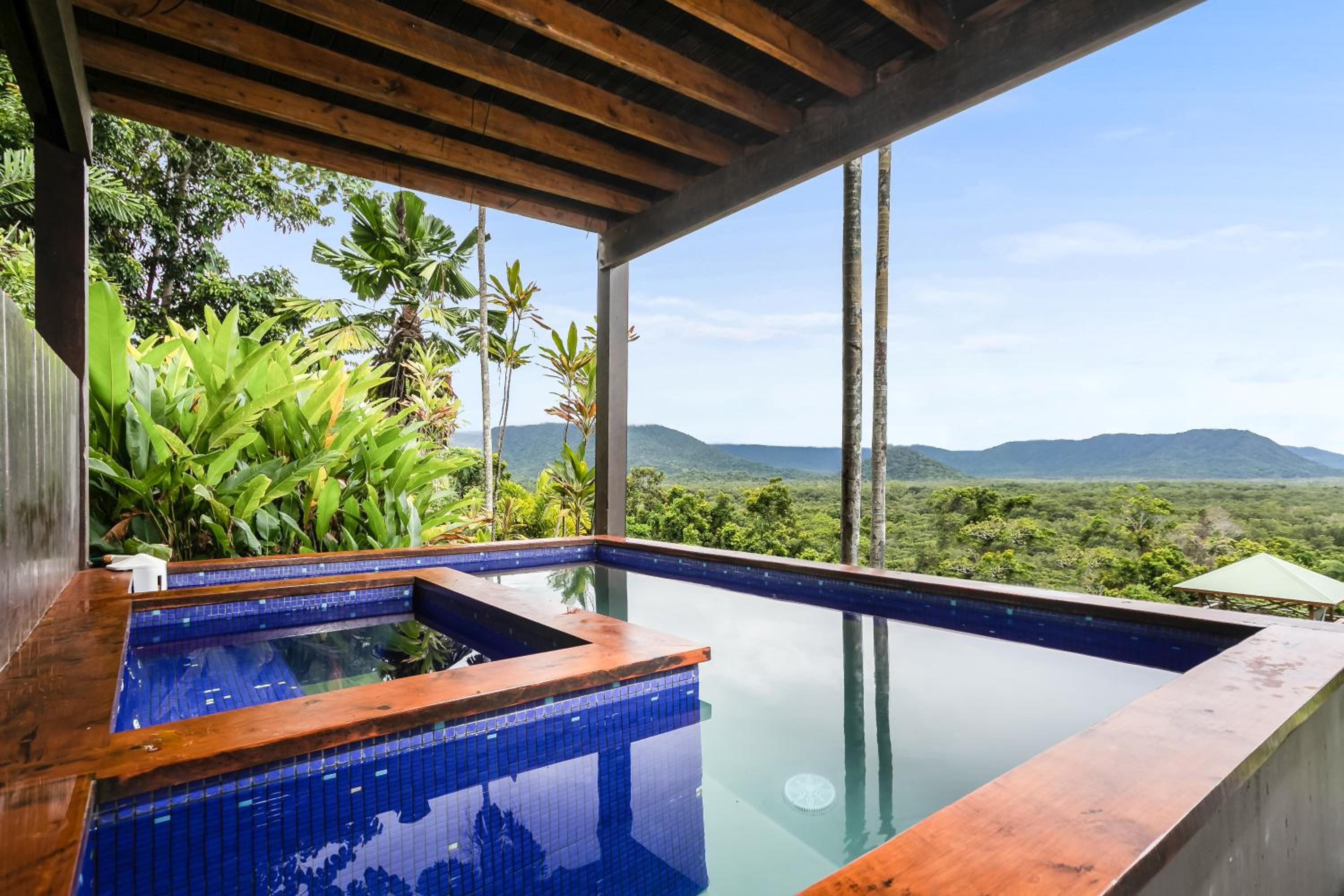 Daintree Holiday Homes - La Vista