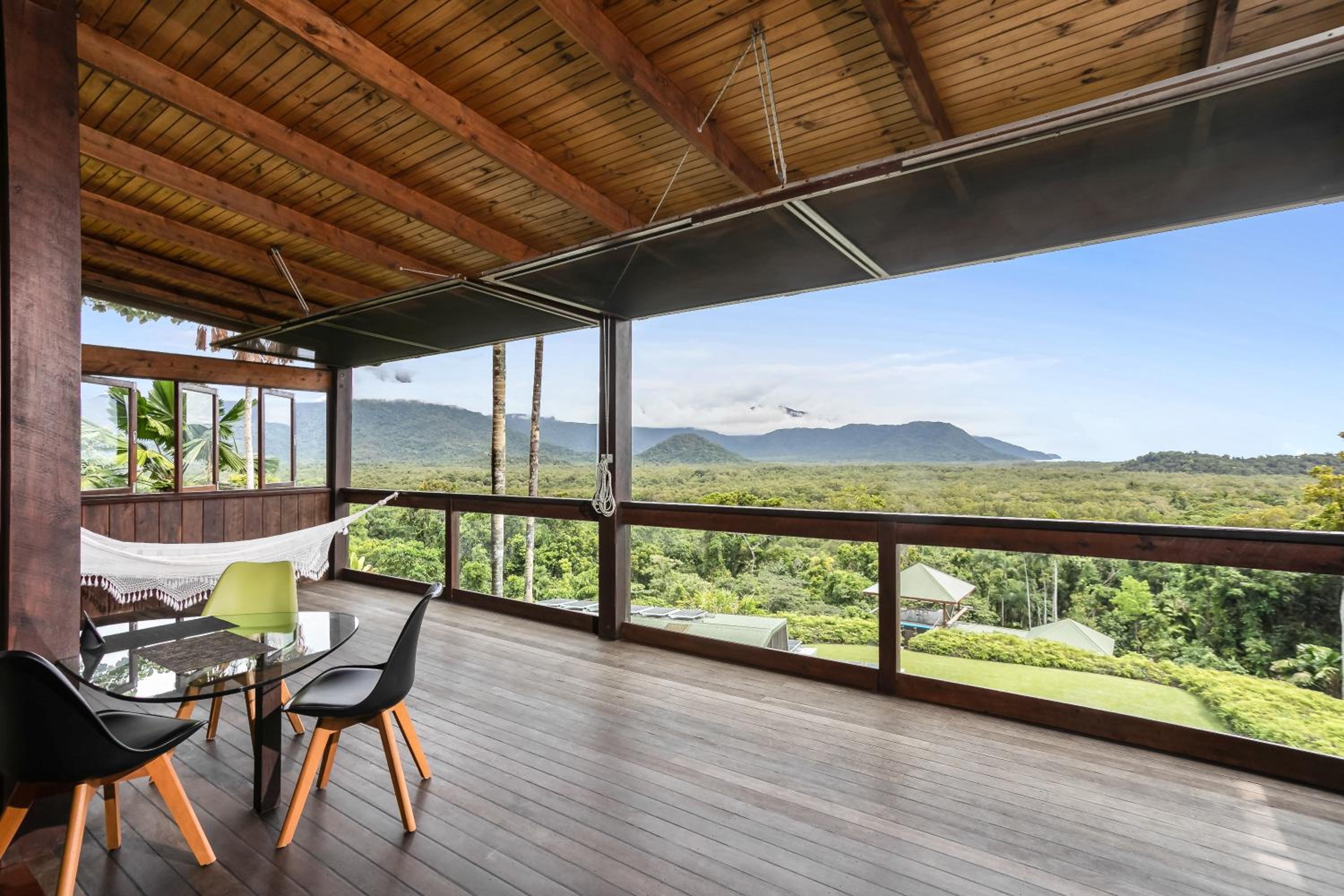 Daintree Holiday Homes - La Vista
