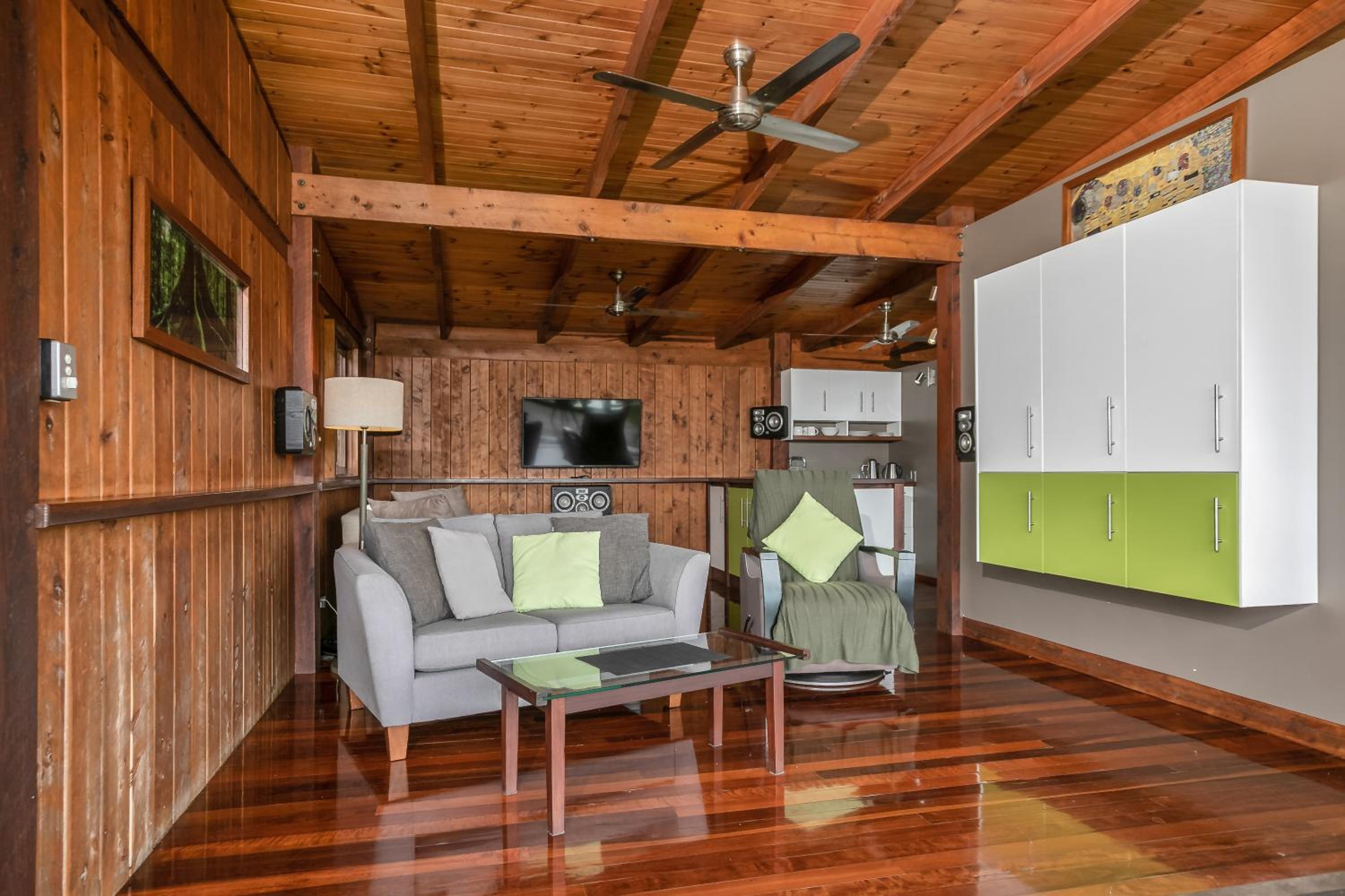Daintree Holiday Homes - La Vista