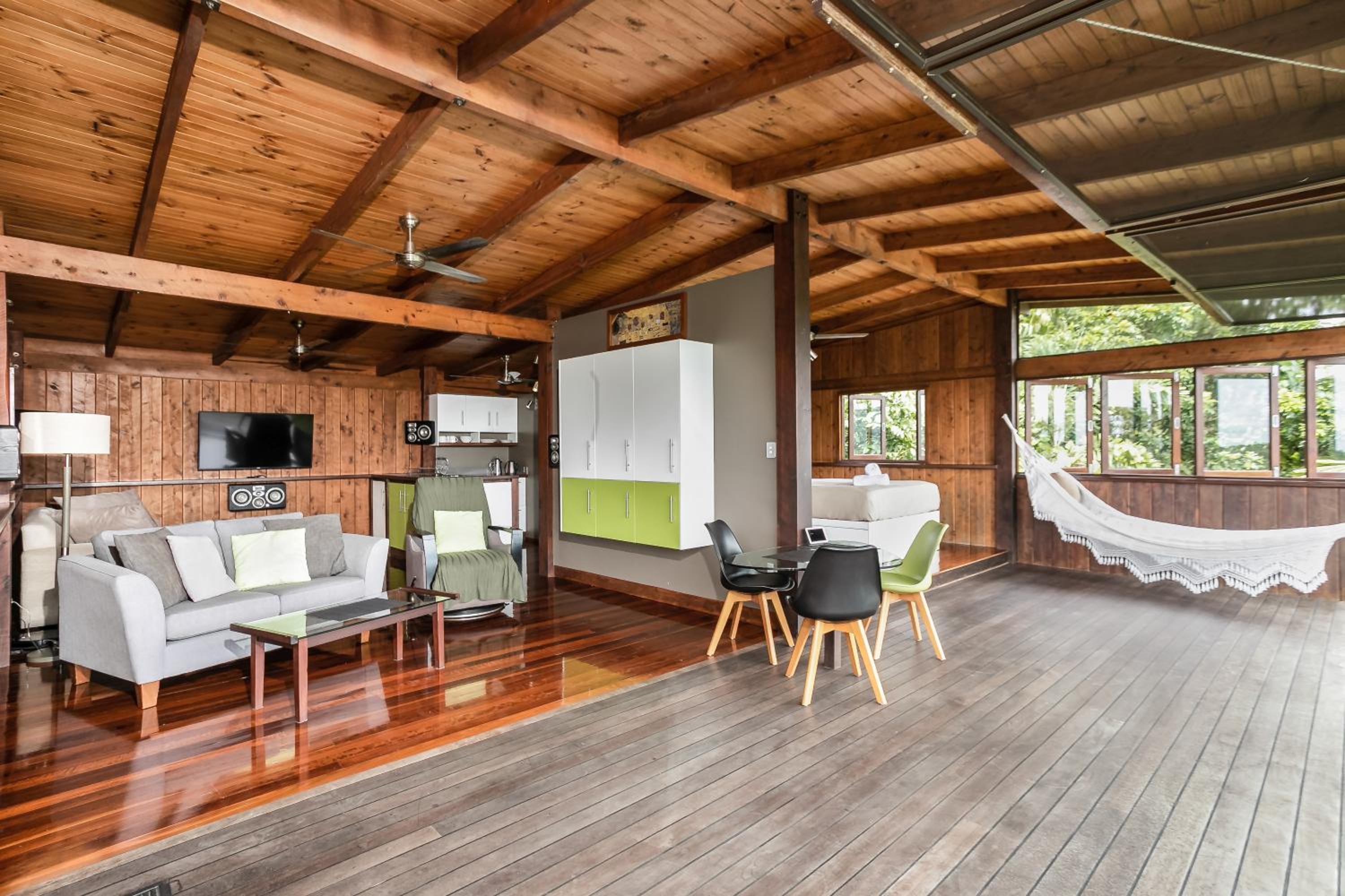 Daintree Holiday Homes - La Vista