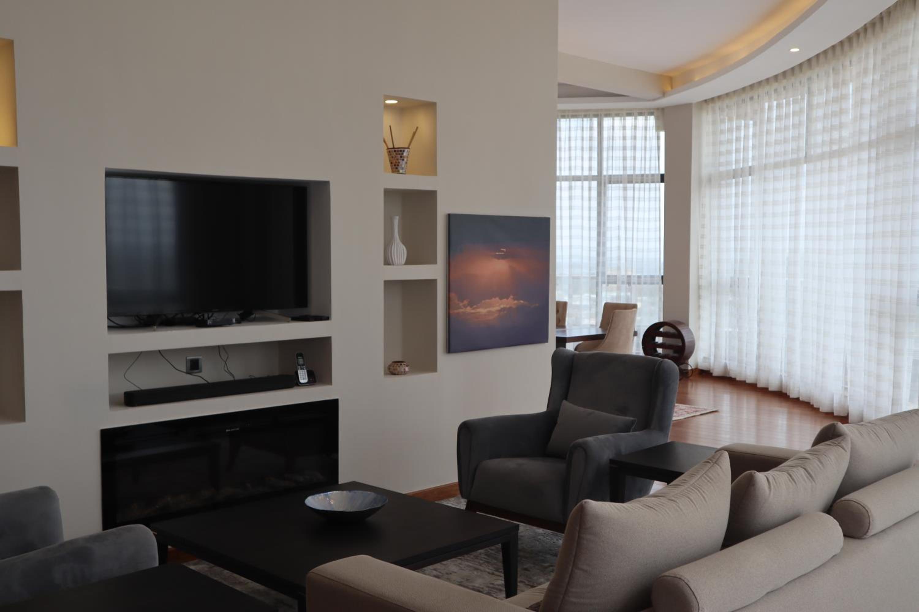 The Curve by Maskani Lifestyle