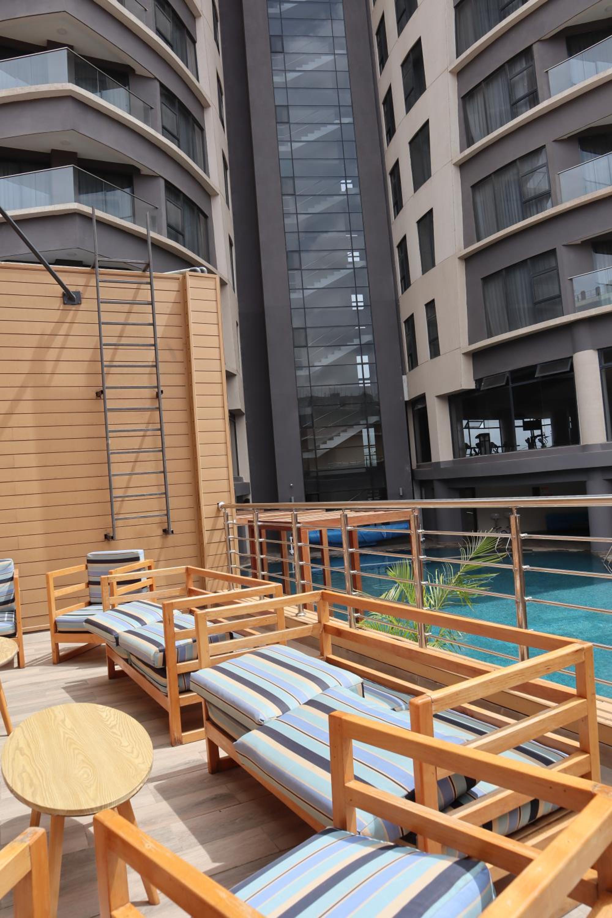 The Curve by Maskani Lifestyle