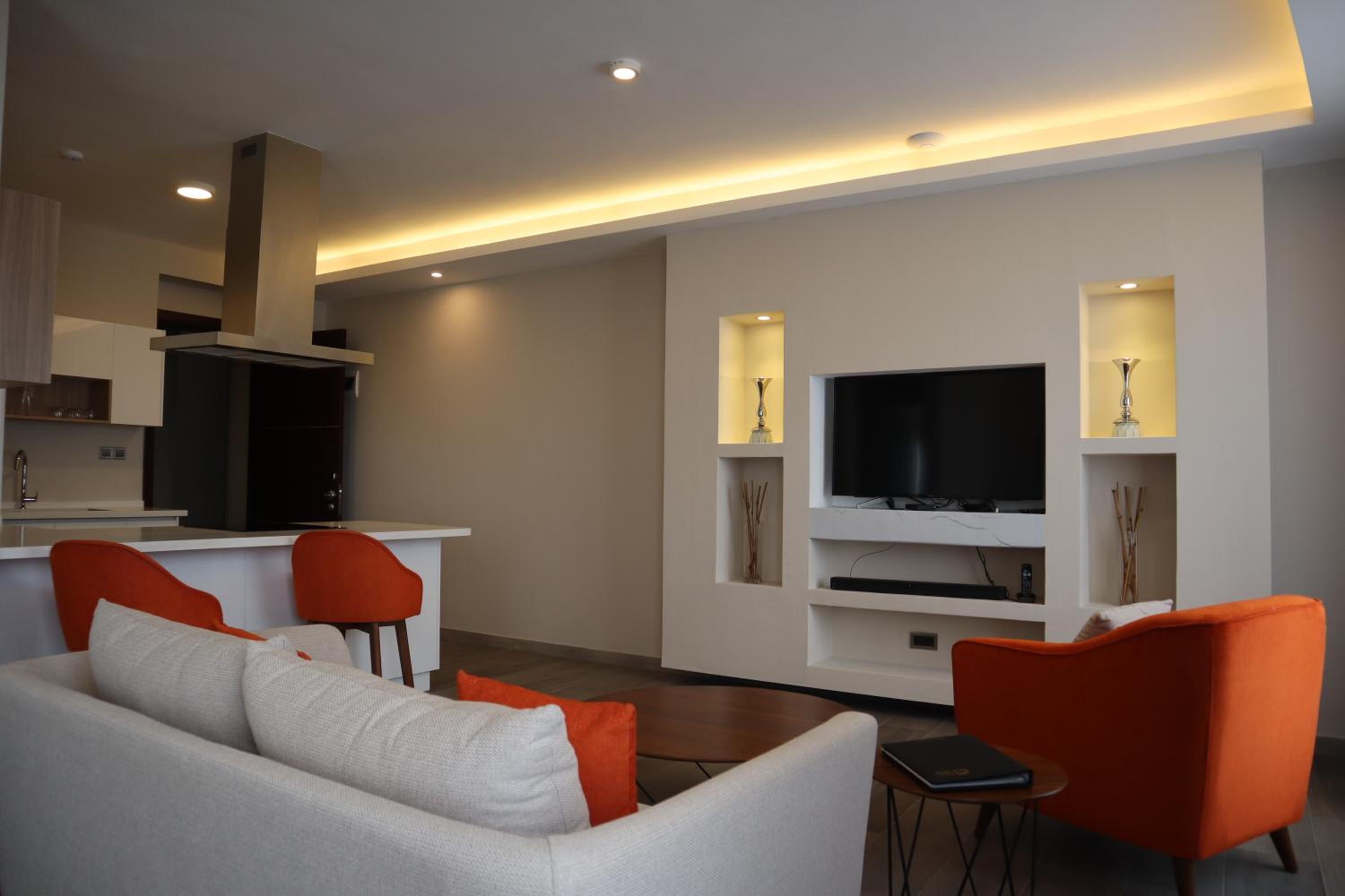 The Curve by Maskani Lifestyle