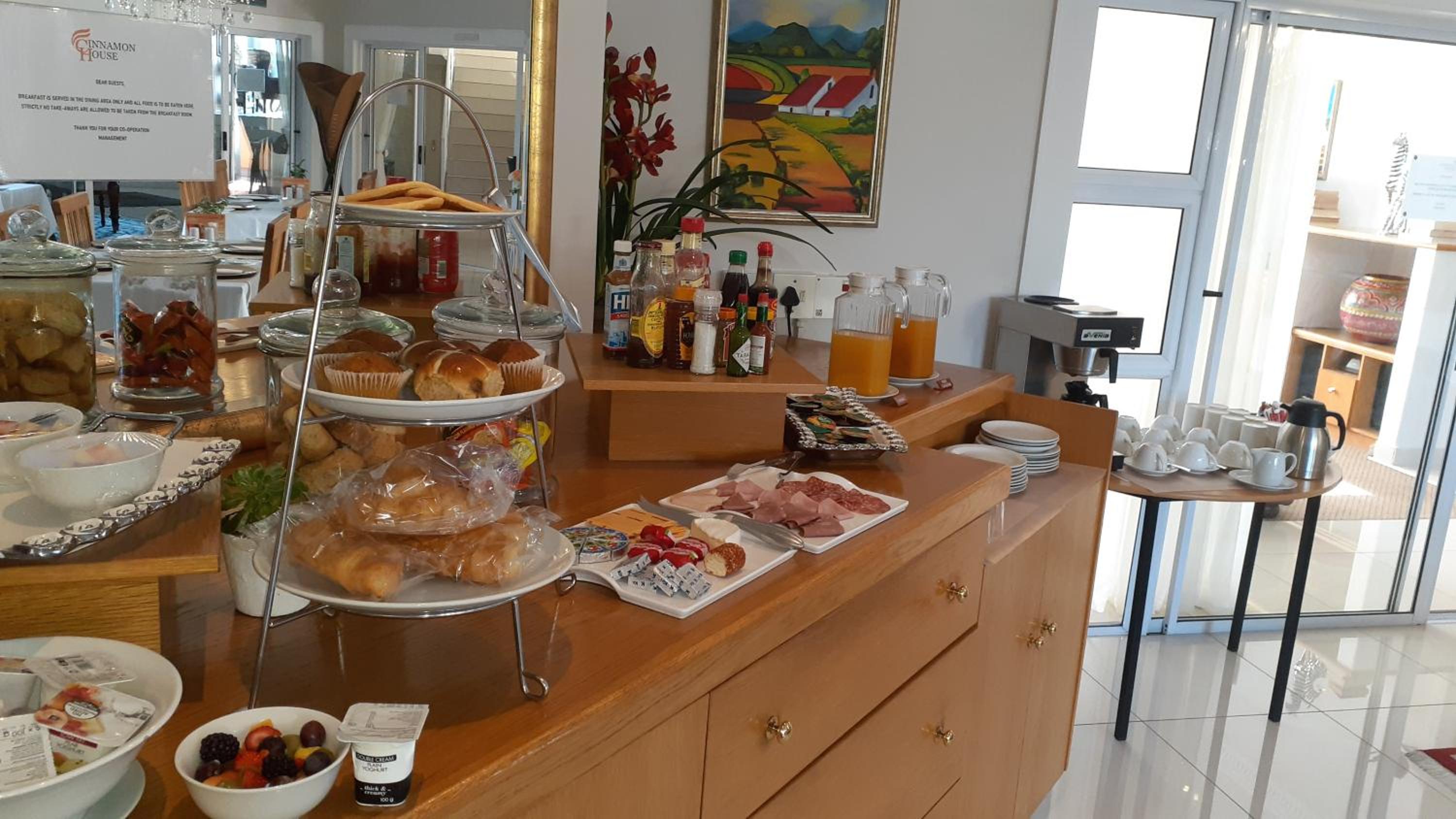 Cinnamon House Bed & Breakfast