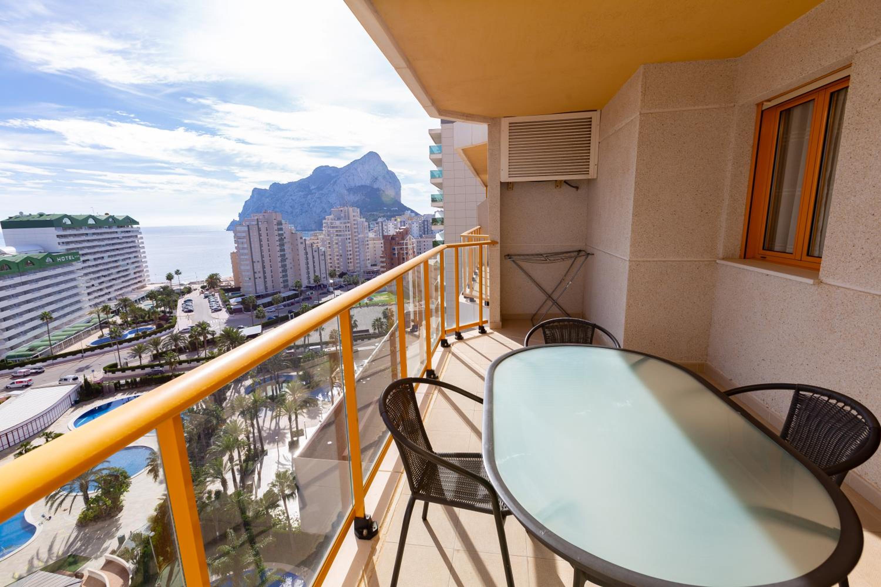 Ambar Beach Morpar Calp view 3