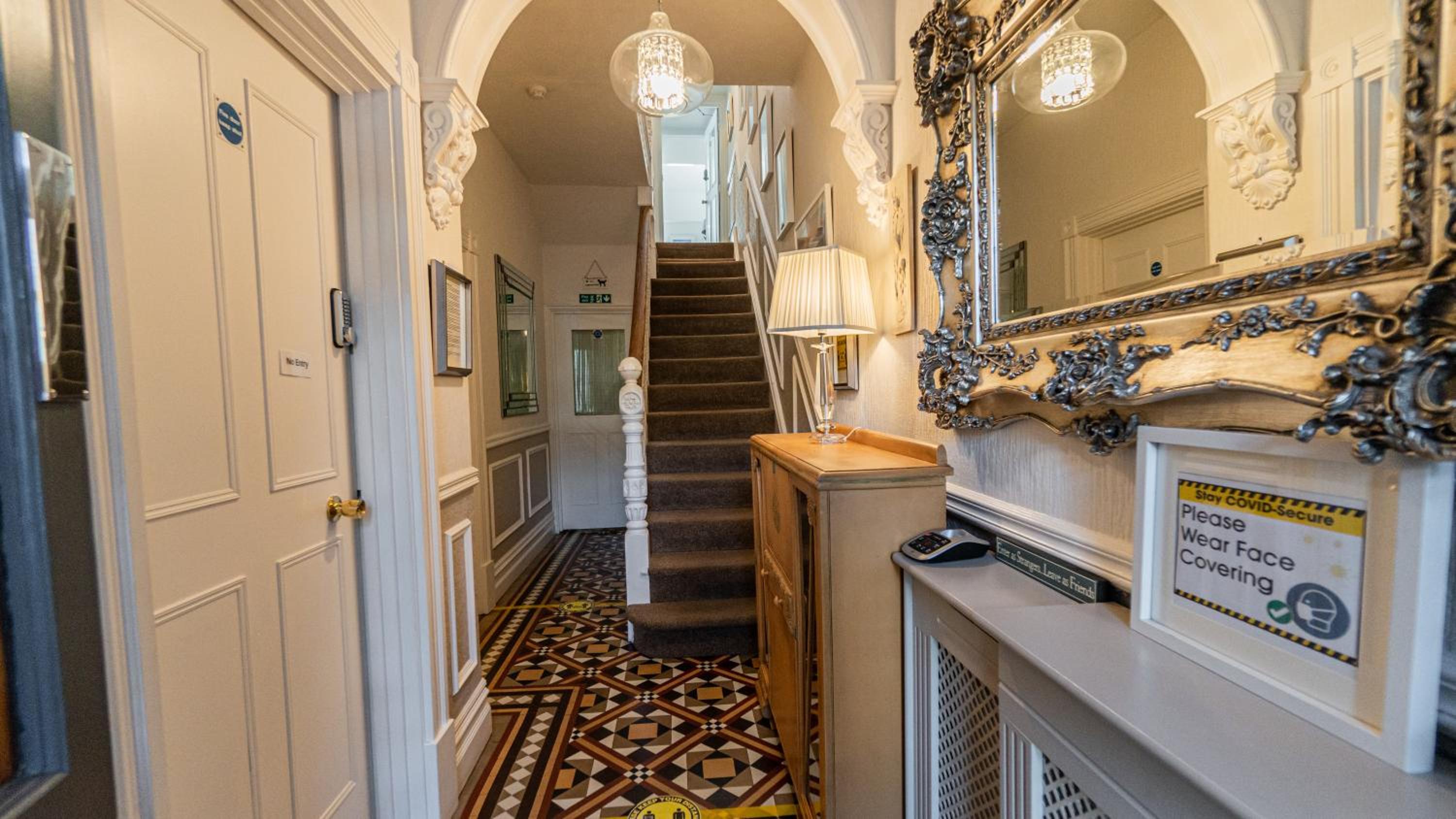 Trefoil Guest House