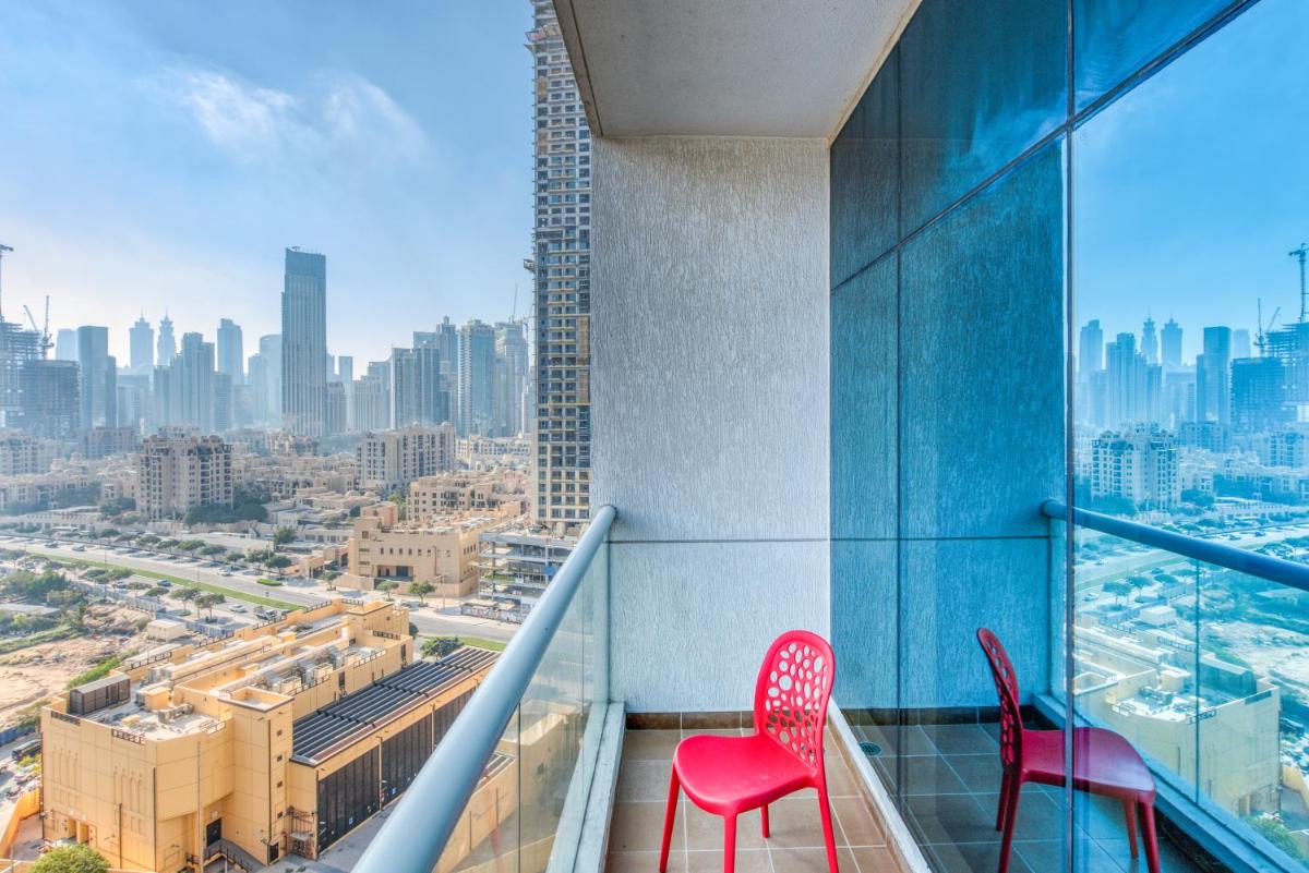 RH- Burj Al Nujoom, Downtown, Cozy Studio near Dubai Mall