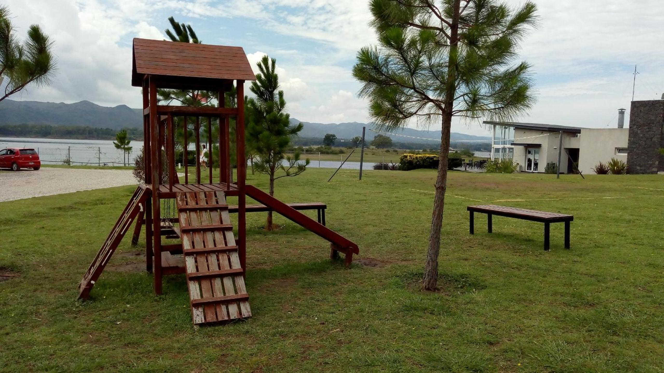 Premium Apart frente al Dique Los Molinos