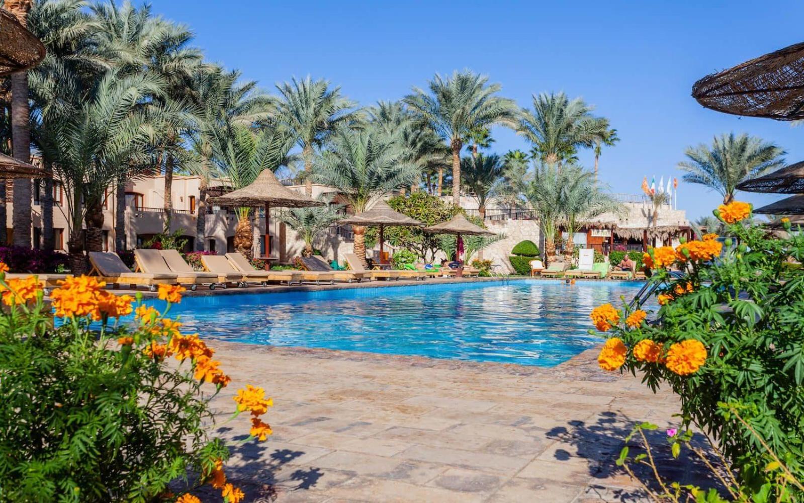 Tamra Beach Resort