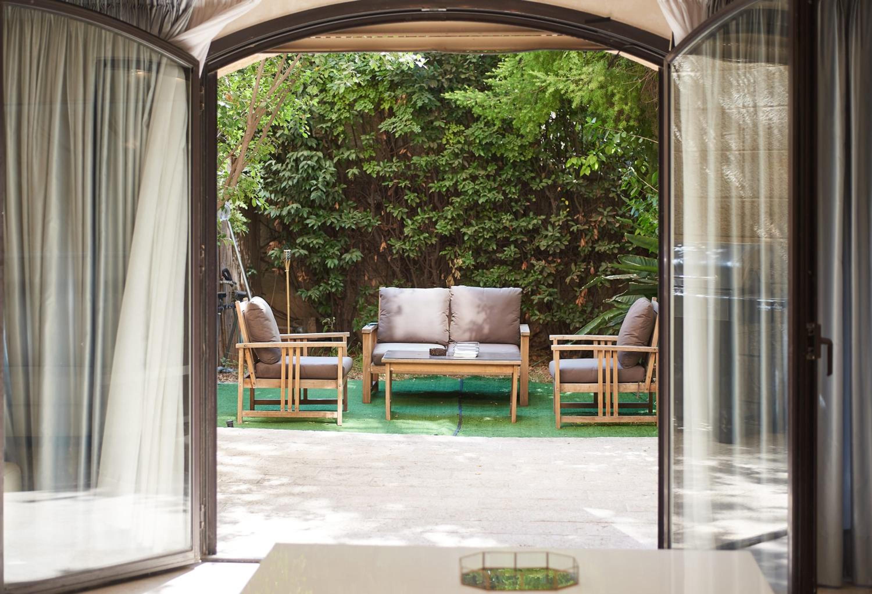 Luxurious Duplex Garden Parking in David Village view 5