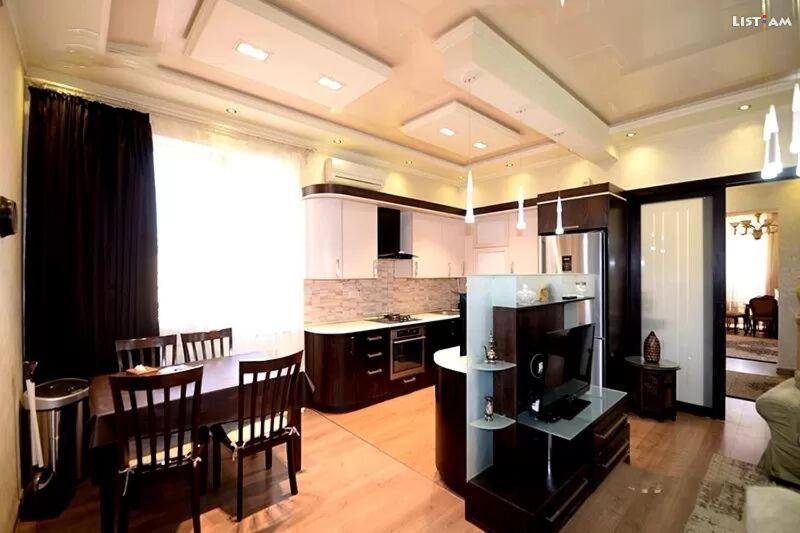 Republic Square Appartment