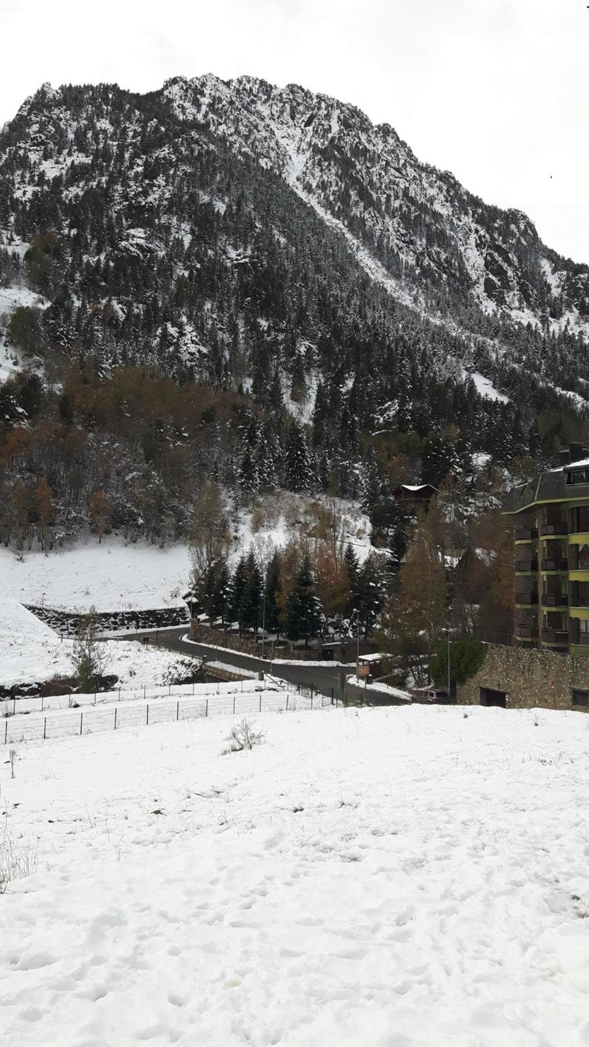 Modern studio in Arinsal of 40 m² with mountain view