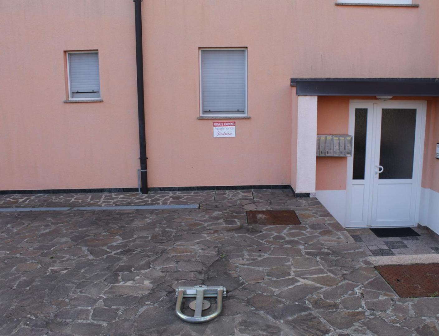 4 Star apartments with sea view in Zambratija view 3