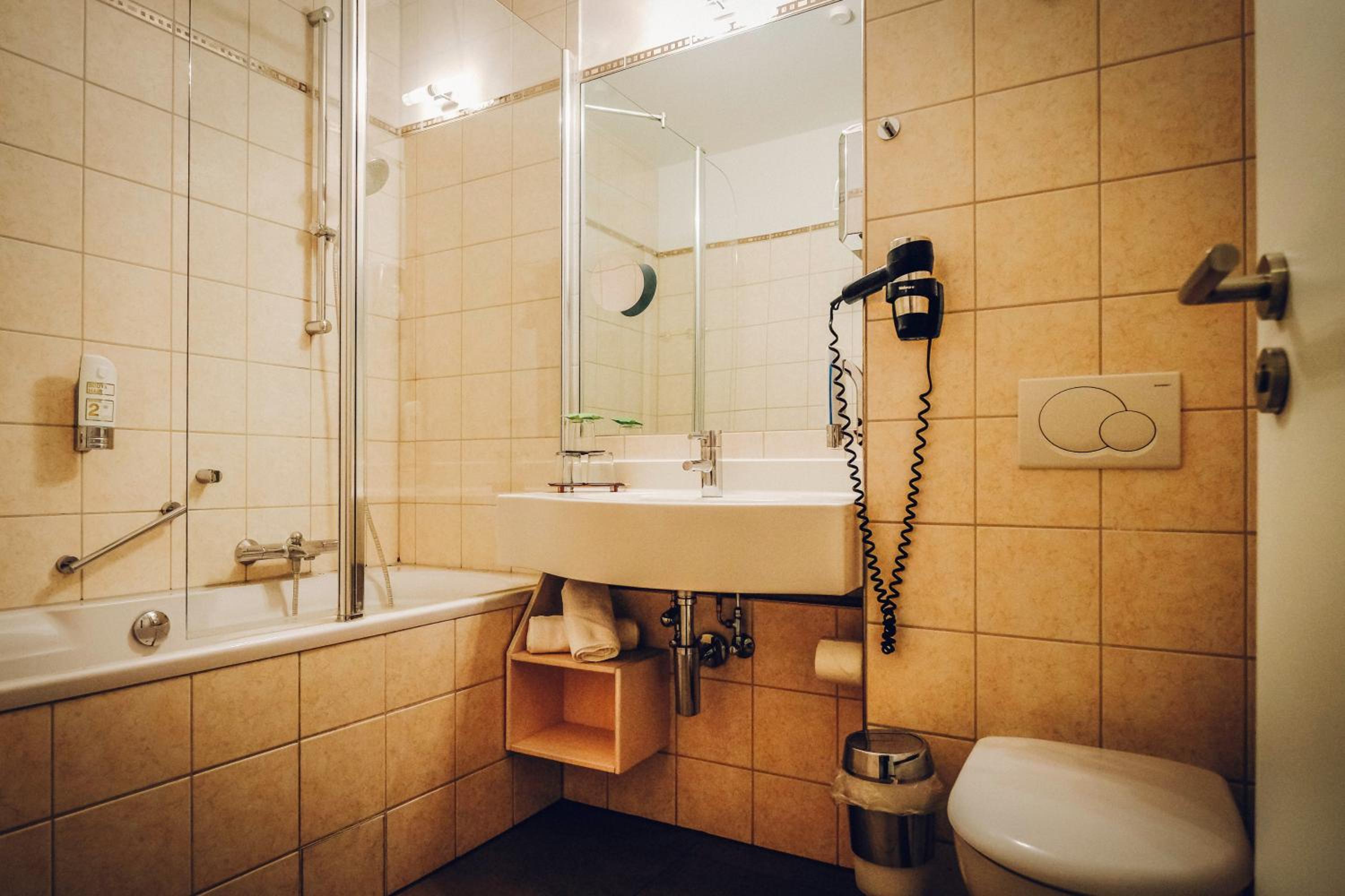 Hotel Europa - Property Image 1