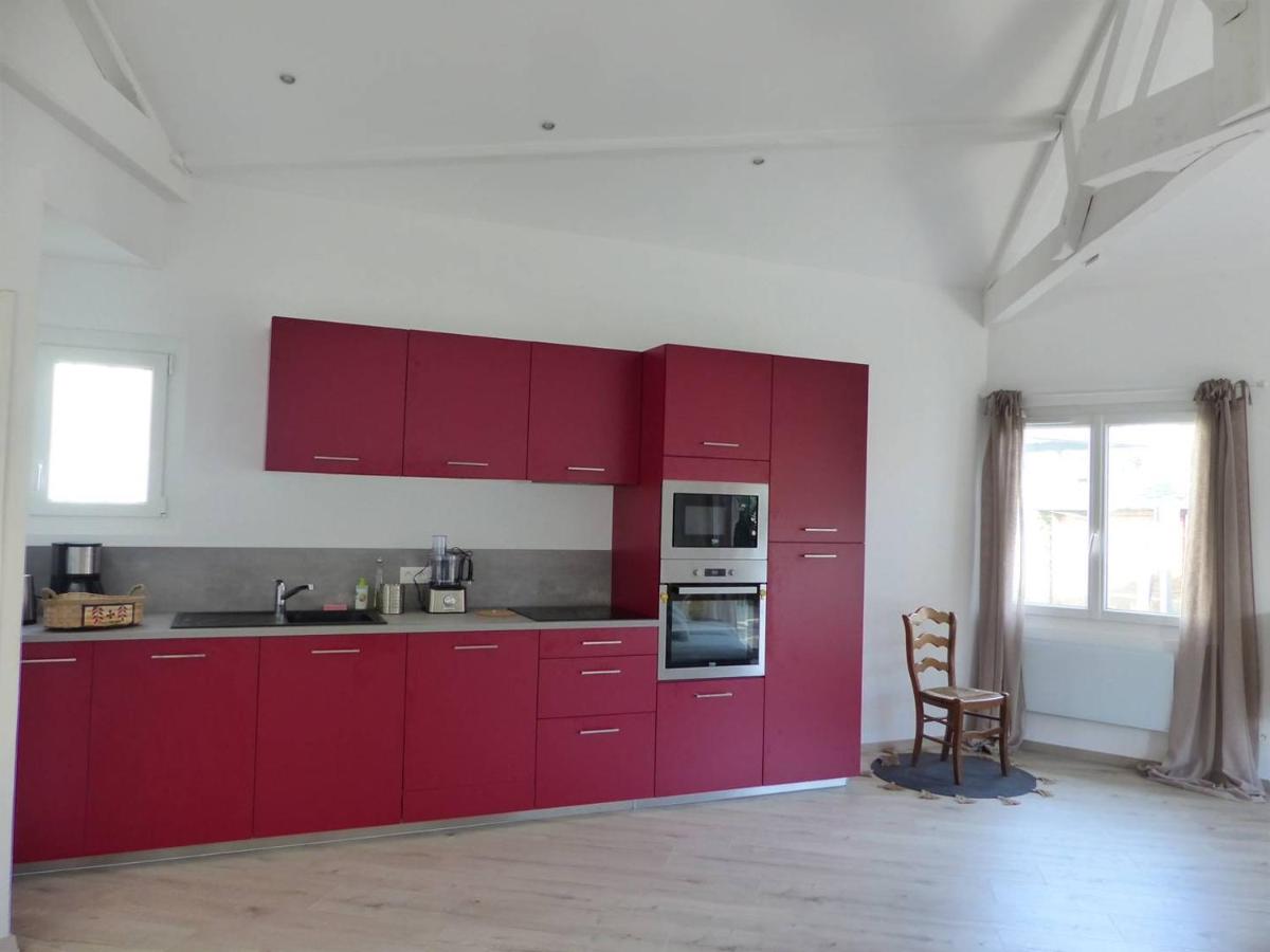 HOSSEGOR PLAGE- Petite villa rénovée pour 4 personnes- Wifi gratuit view 2