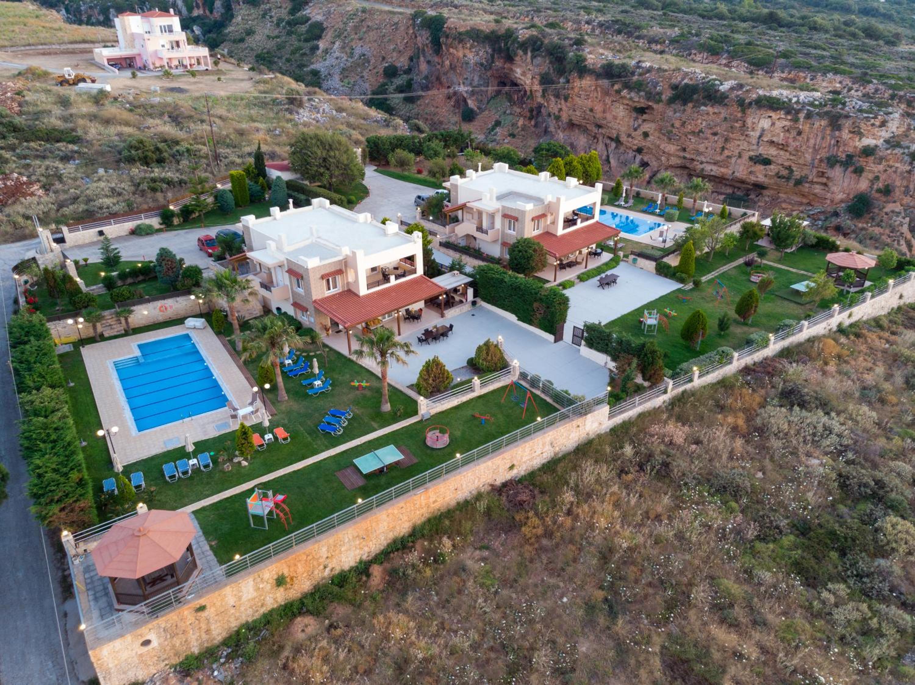 VILLA ARIADNI