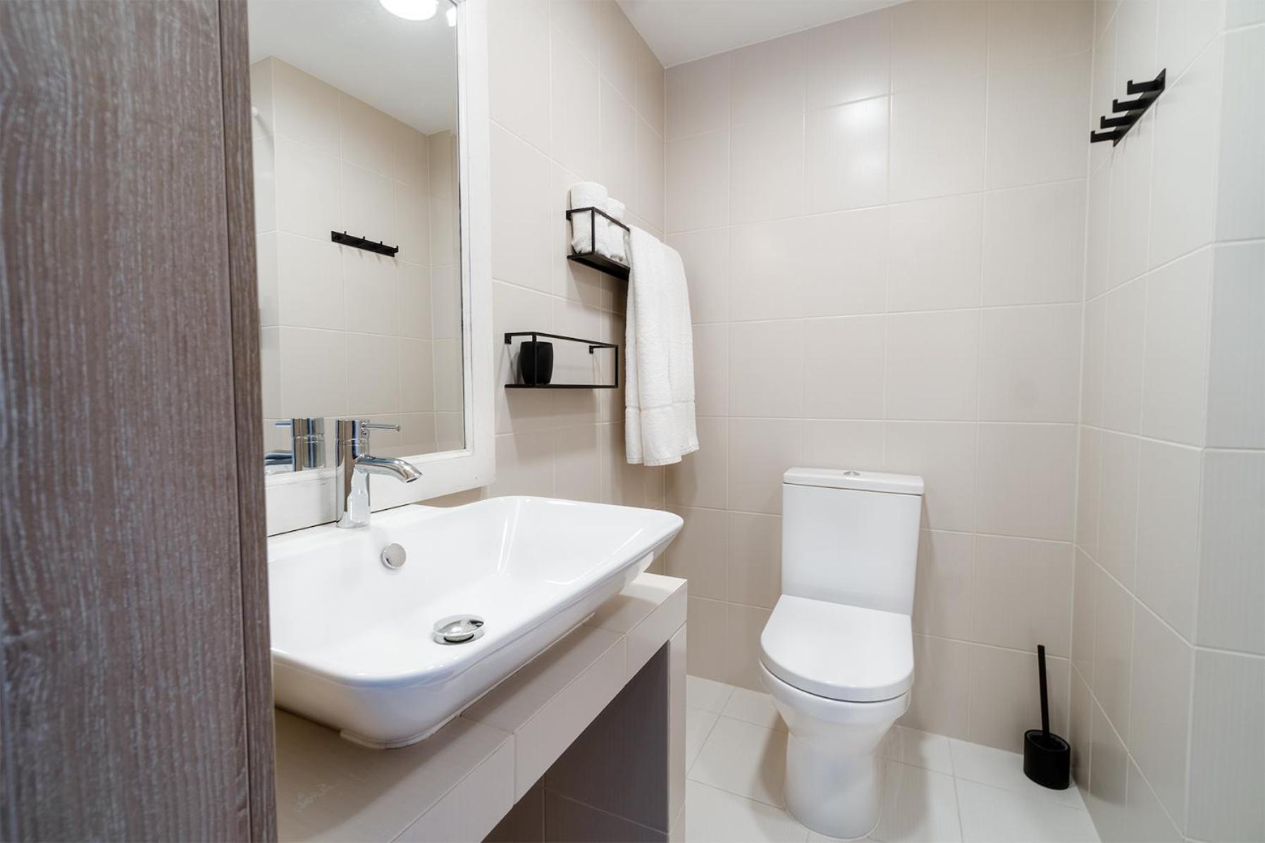 Mere 38 Apartments view 2