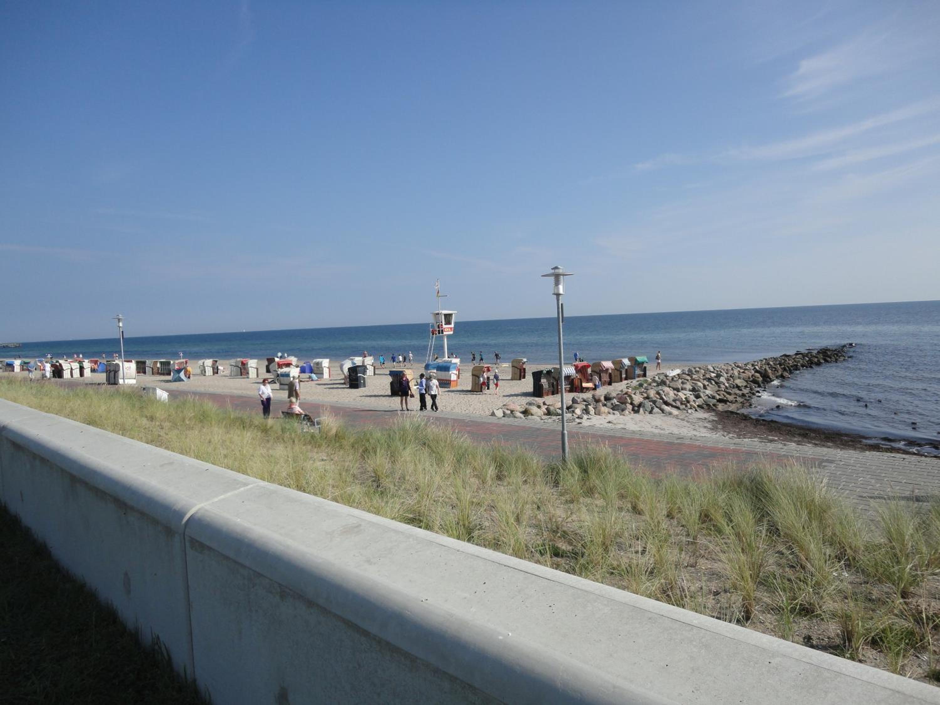 FeWo 8, 1ste Etage, eigene Terrasse mit Strandkorb
