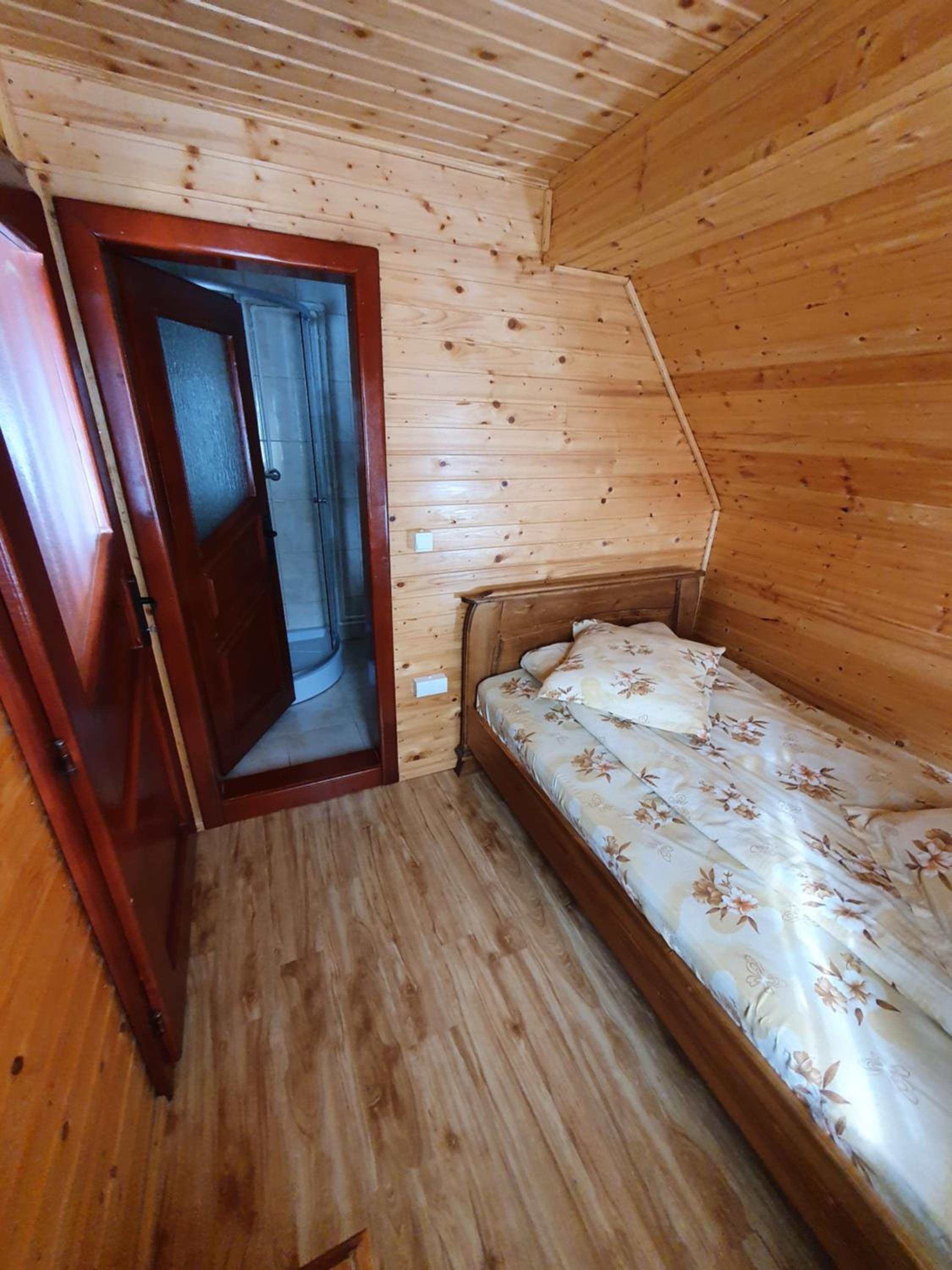 Photo 46