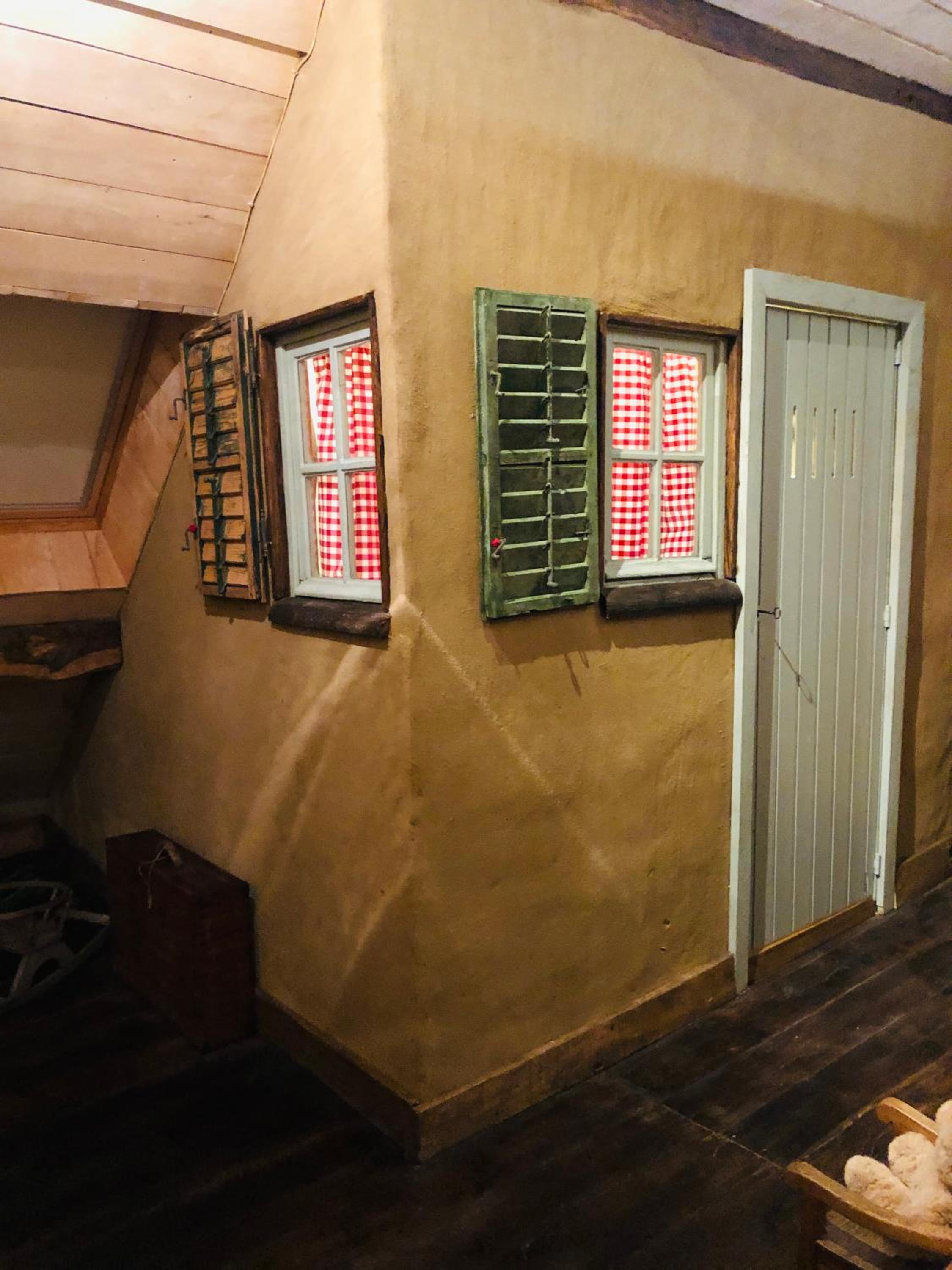 Photo 18
