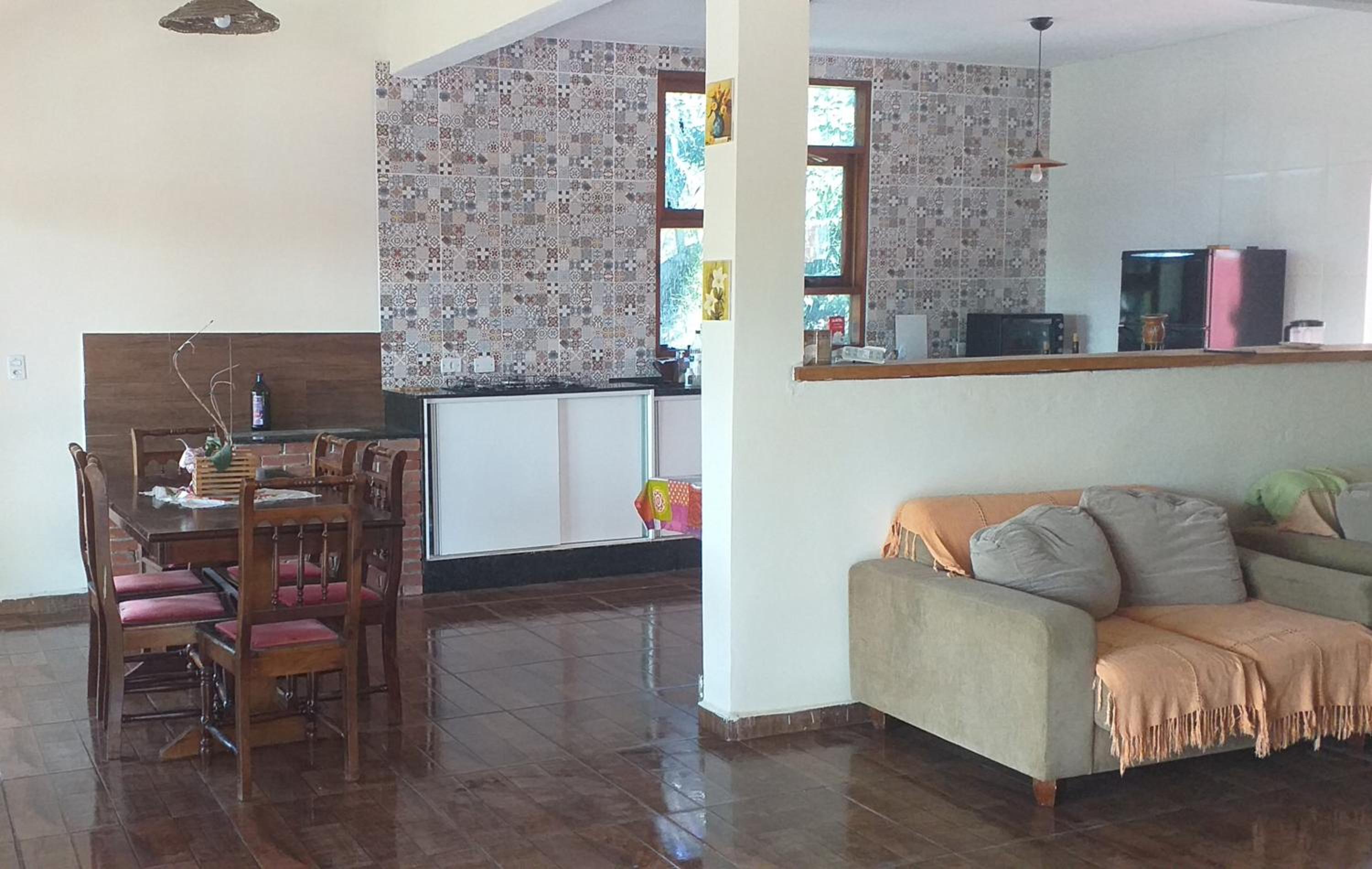 Casa em São Roque Com belissima vista.