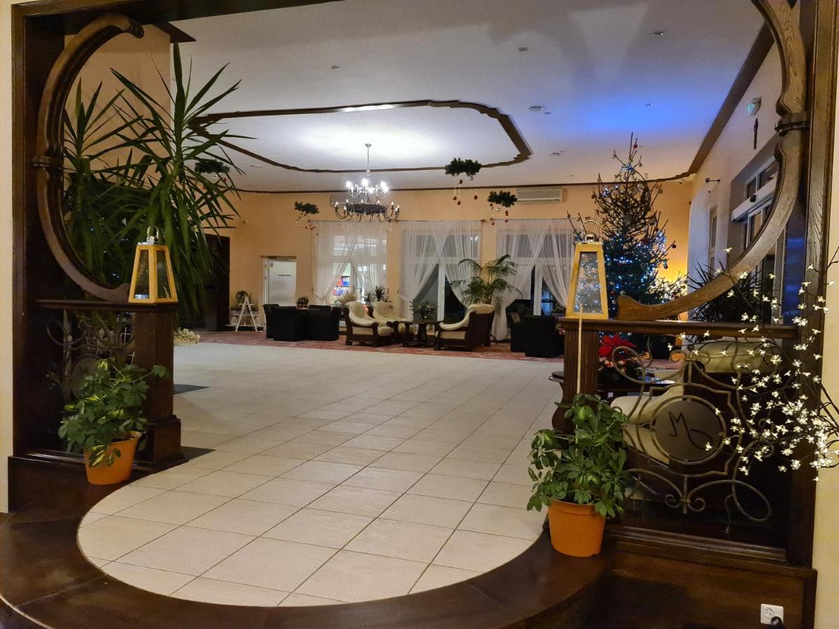 hotel reception