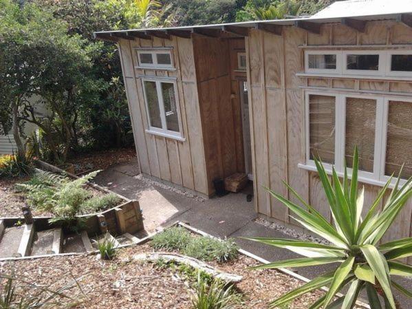 Waiwurri - Waiheke Holiday Home view 2