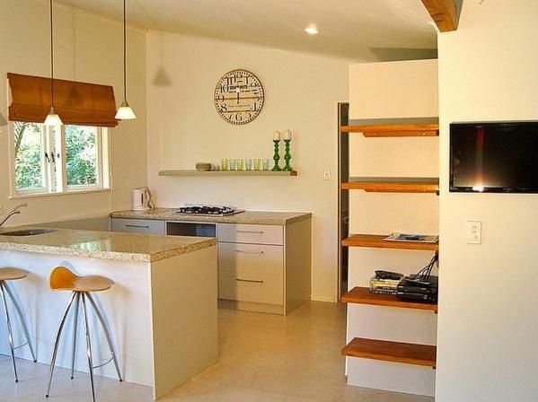 Waiwurri - Waiheke Holiday Home view 4