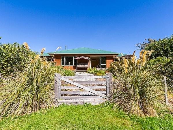 Sawmillers Retreat - Arrowtown Holiday Home view 2