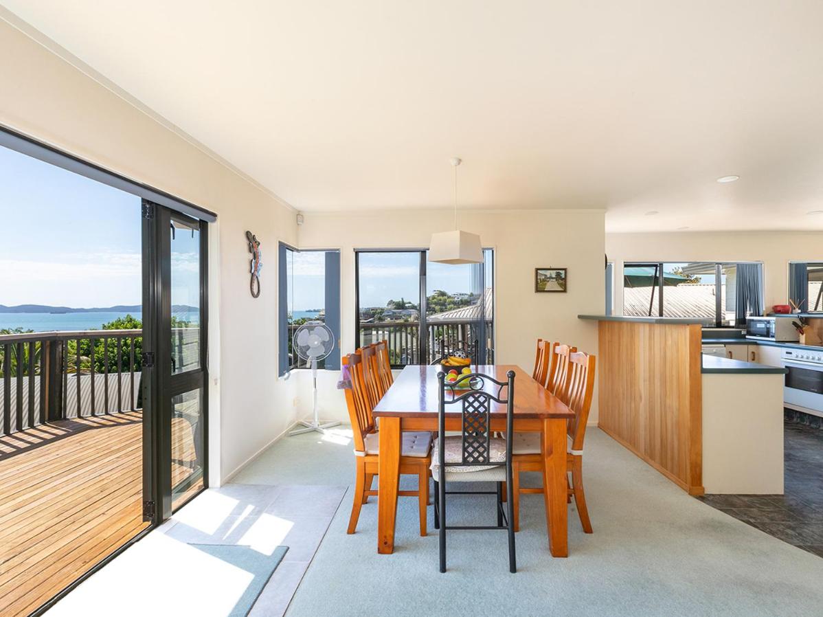 Kawau Vista - Snells Beach Holiday Home view 5
