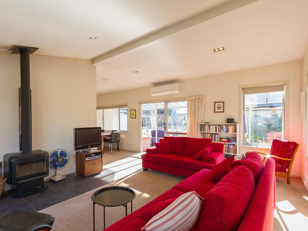 Brow Peak View - Arrowtown Holiday Home view 2