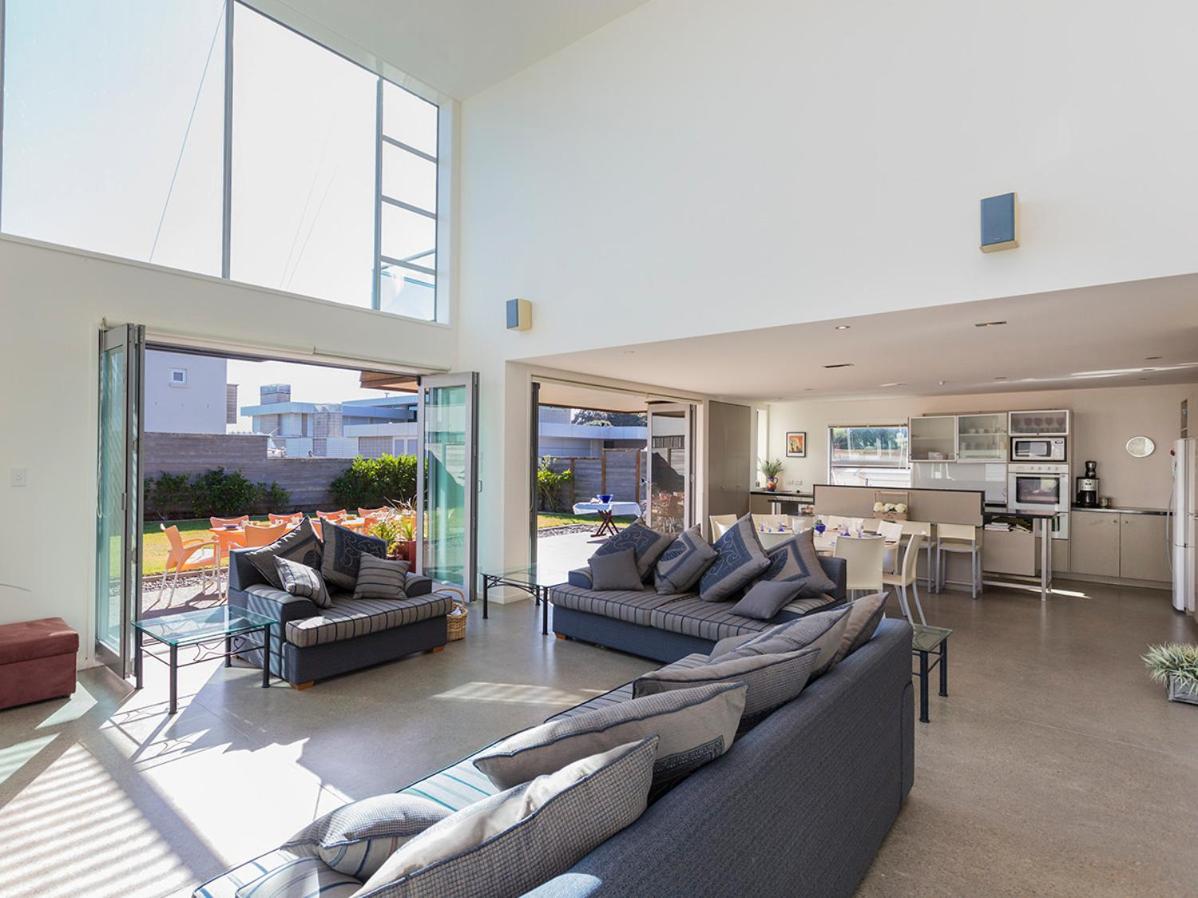 Ocean Escape - Omaha Holiday Home view 2