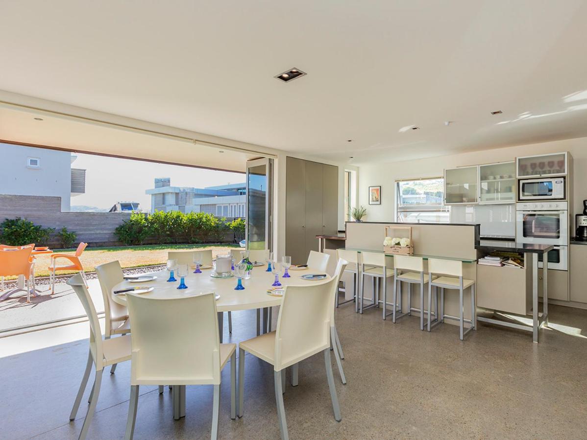 Ocean Escape - Omaha Holiday Home view 4