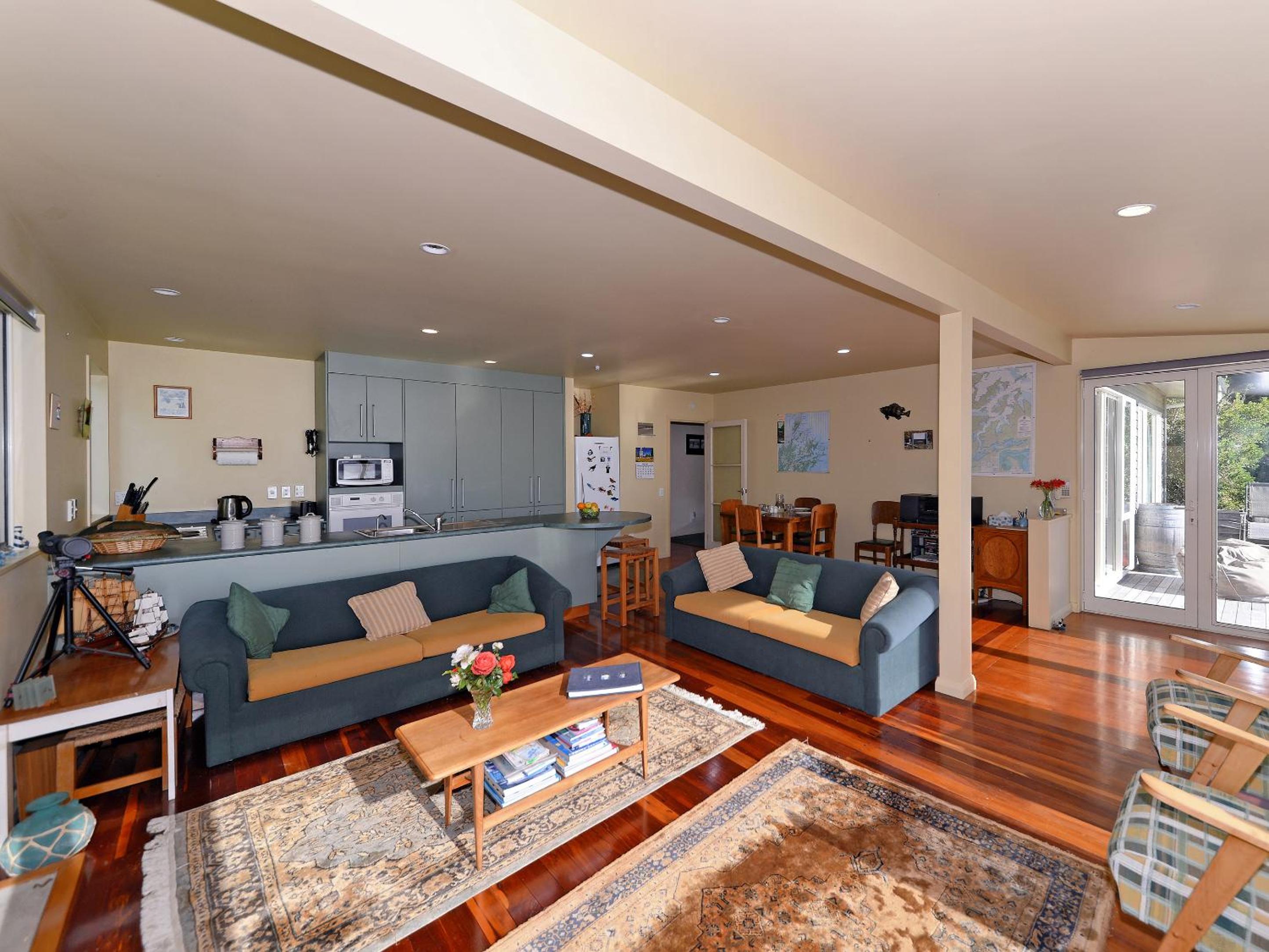 Ngaire's Haven - Mahau Sound Holiday Home view 2