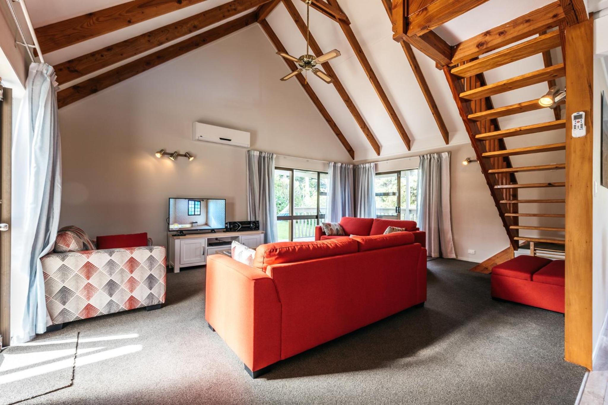 Oneroa Oasis - Oneroa Holiday Home