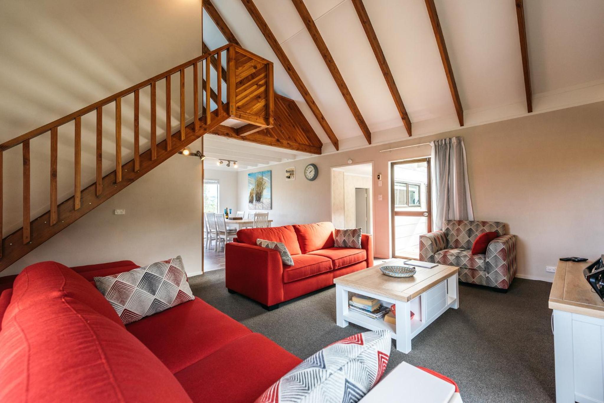 Oneroa Oasis - Oneroa Holiday Home