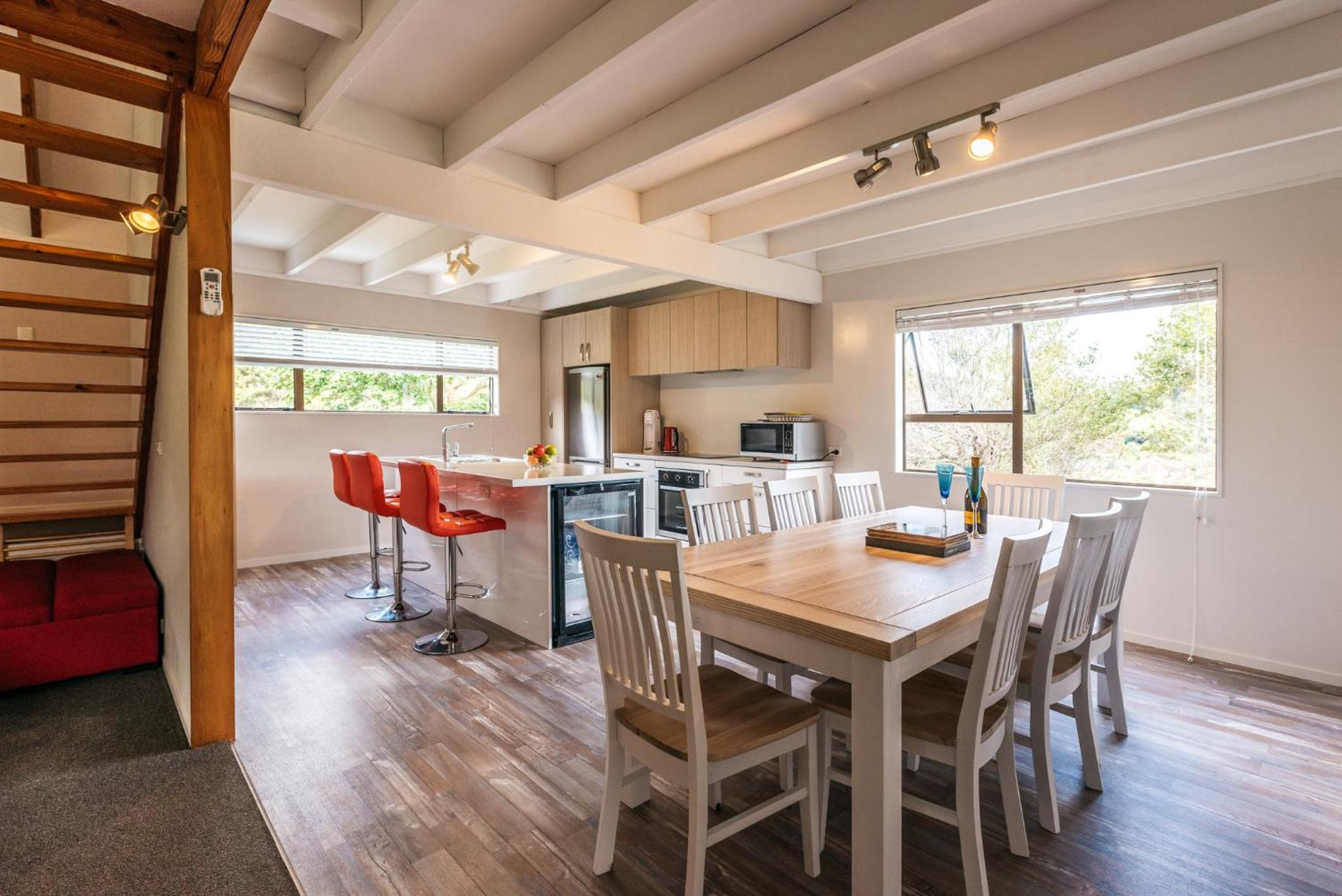 Oneroa Oasis - Oneroa Holiday Home