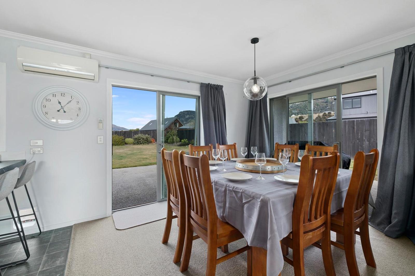 Haven on Hunt - Albert Town Holiday Home view 5
