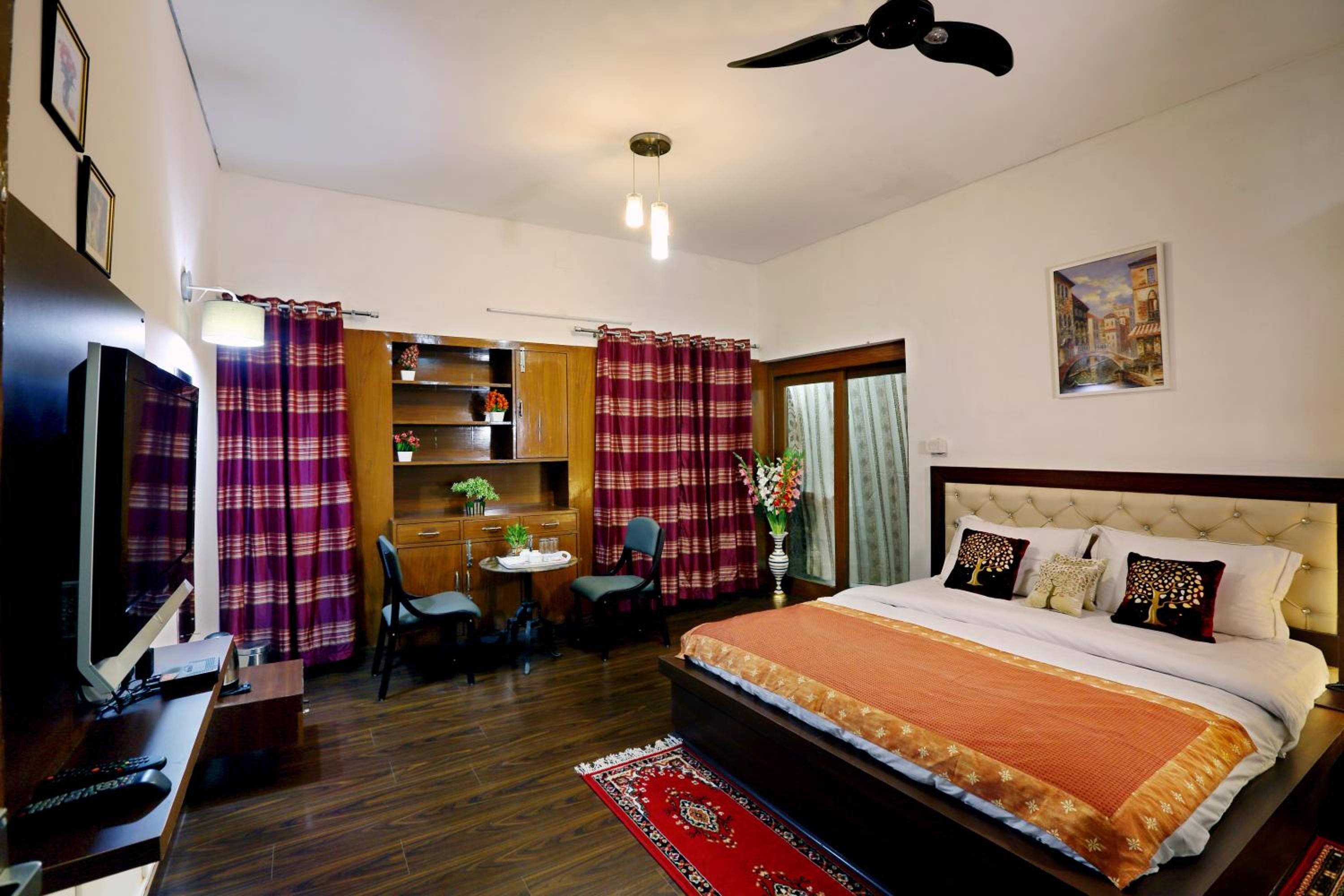 Golden Homestay view 4