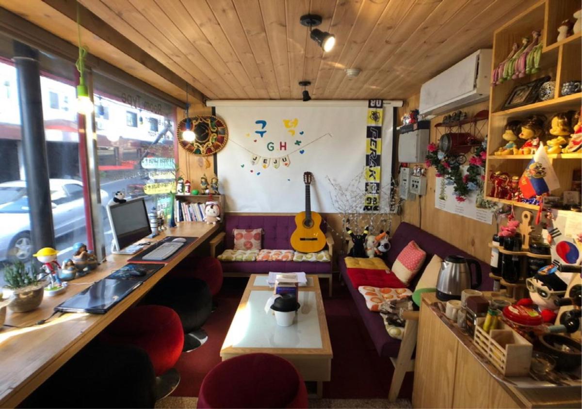 Gudeok Guesthouse