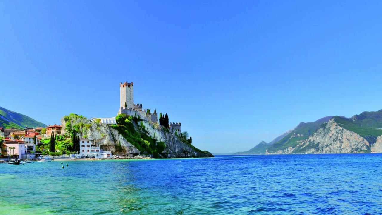 Villa Siresola view 3
