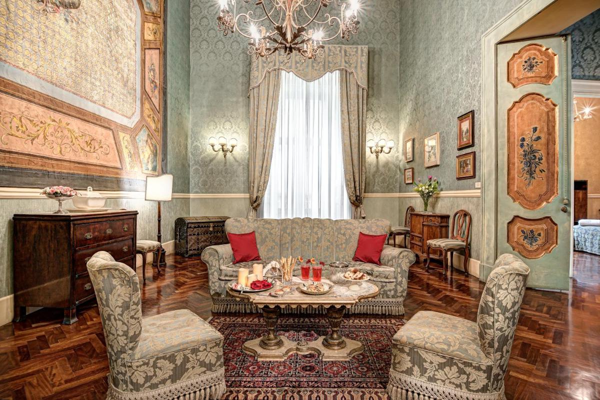 Suite Borbone Royal