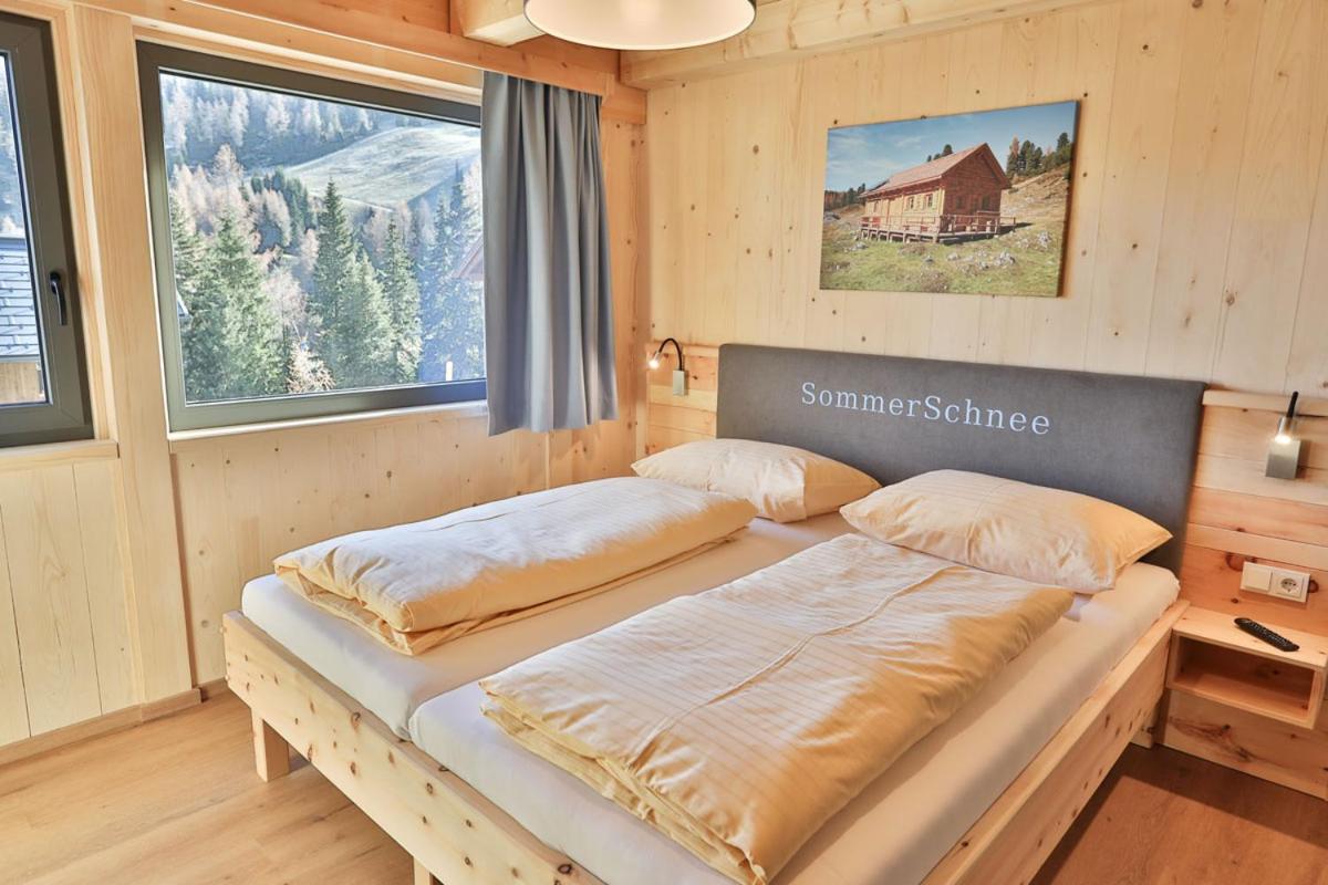 Almresort Sommerschnee
