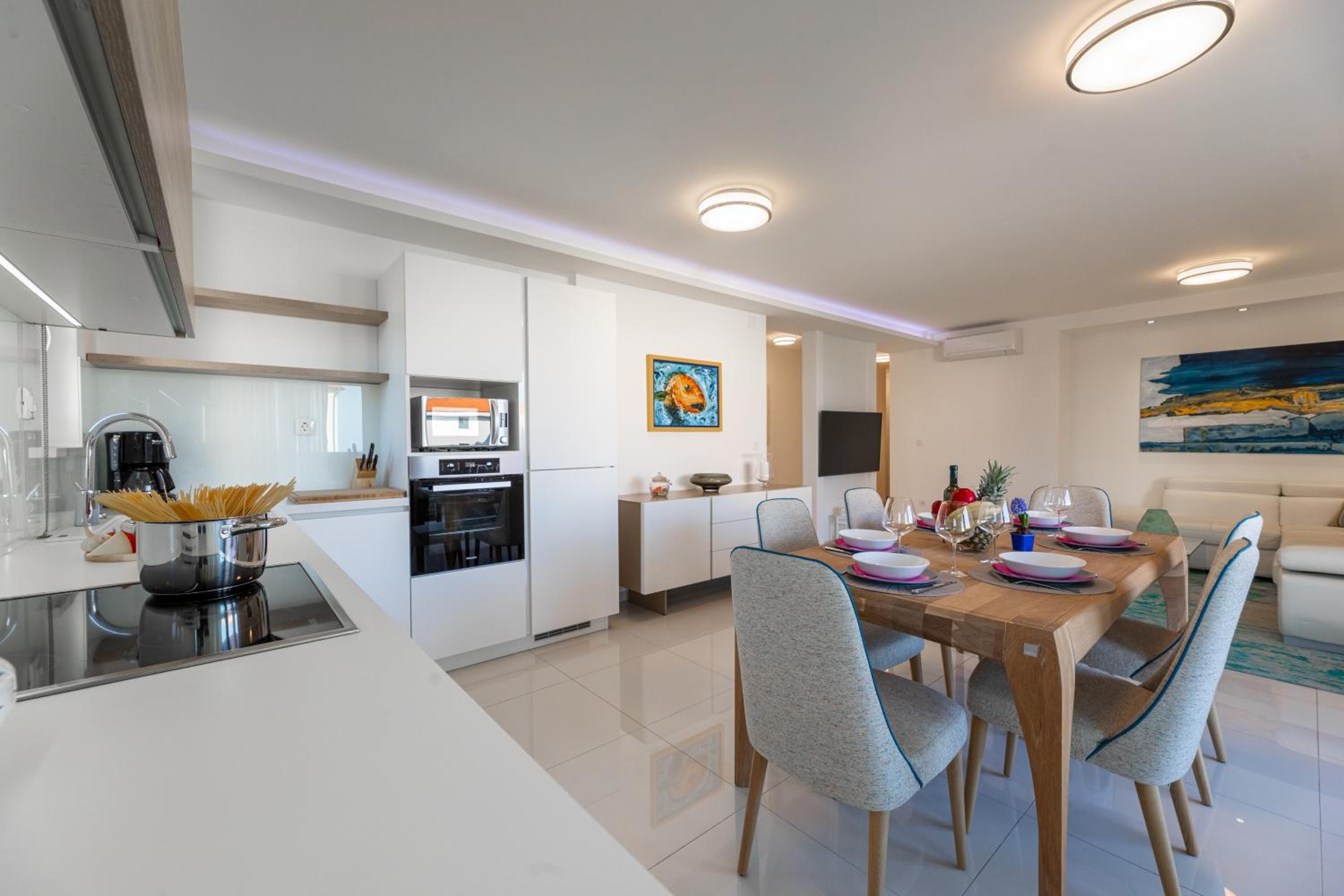 Apartment Tomi by El-Pi Tours view 5
