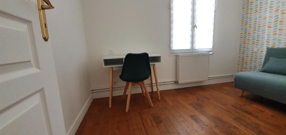 Photo 10