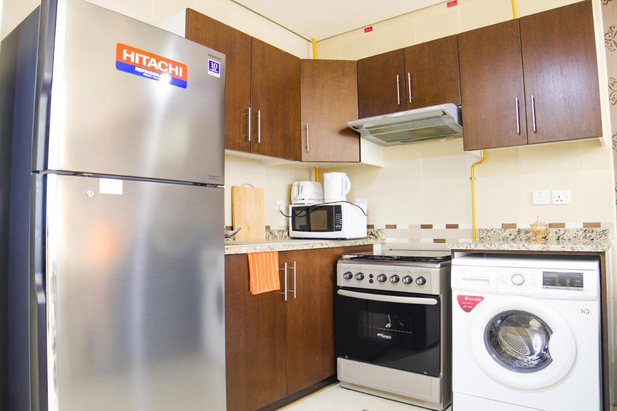 SHH - Amazing Studio in Hercules Tower, Wadi Al Safa