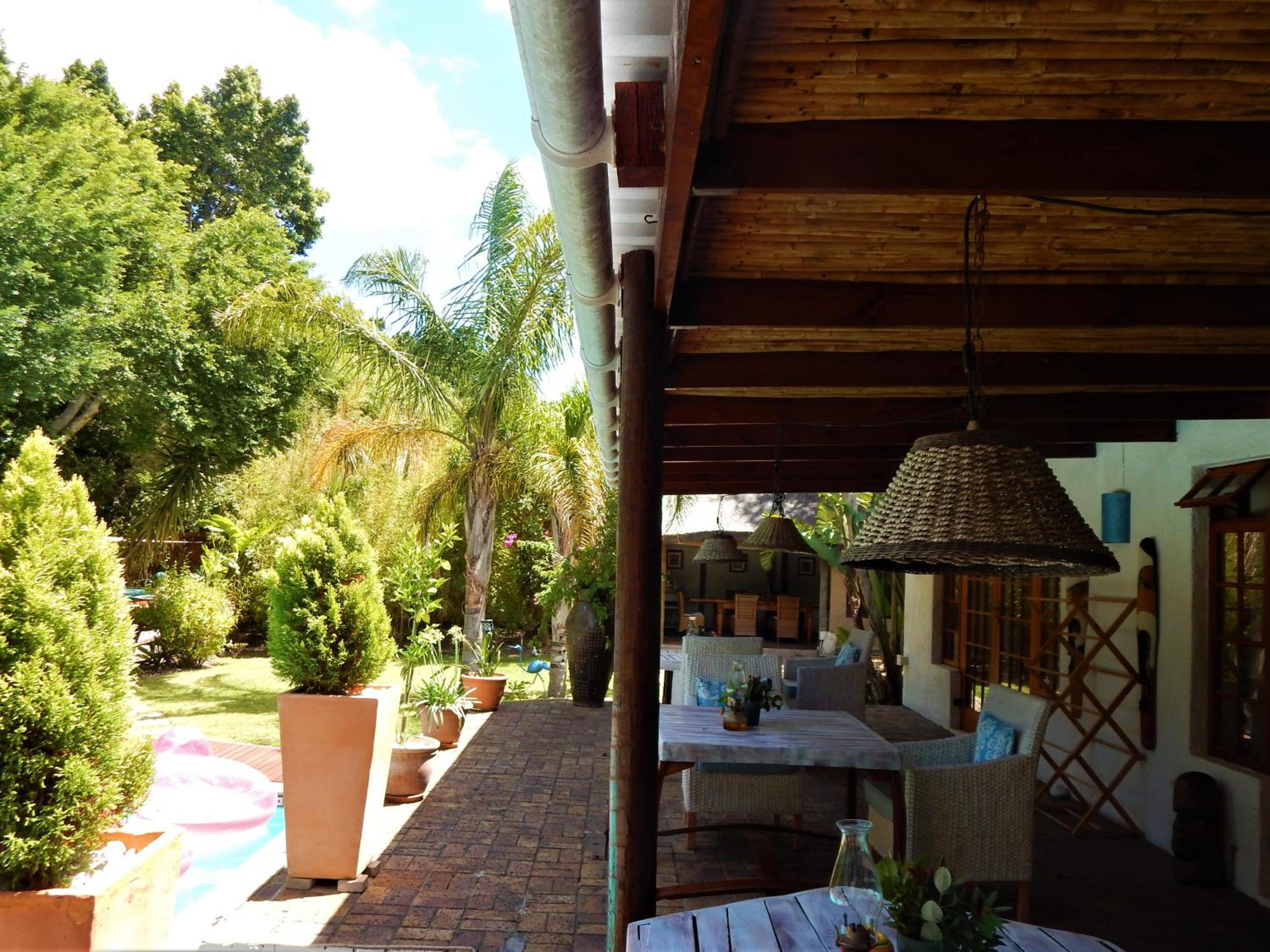 Khashamongo B & B