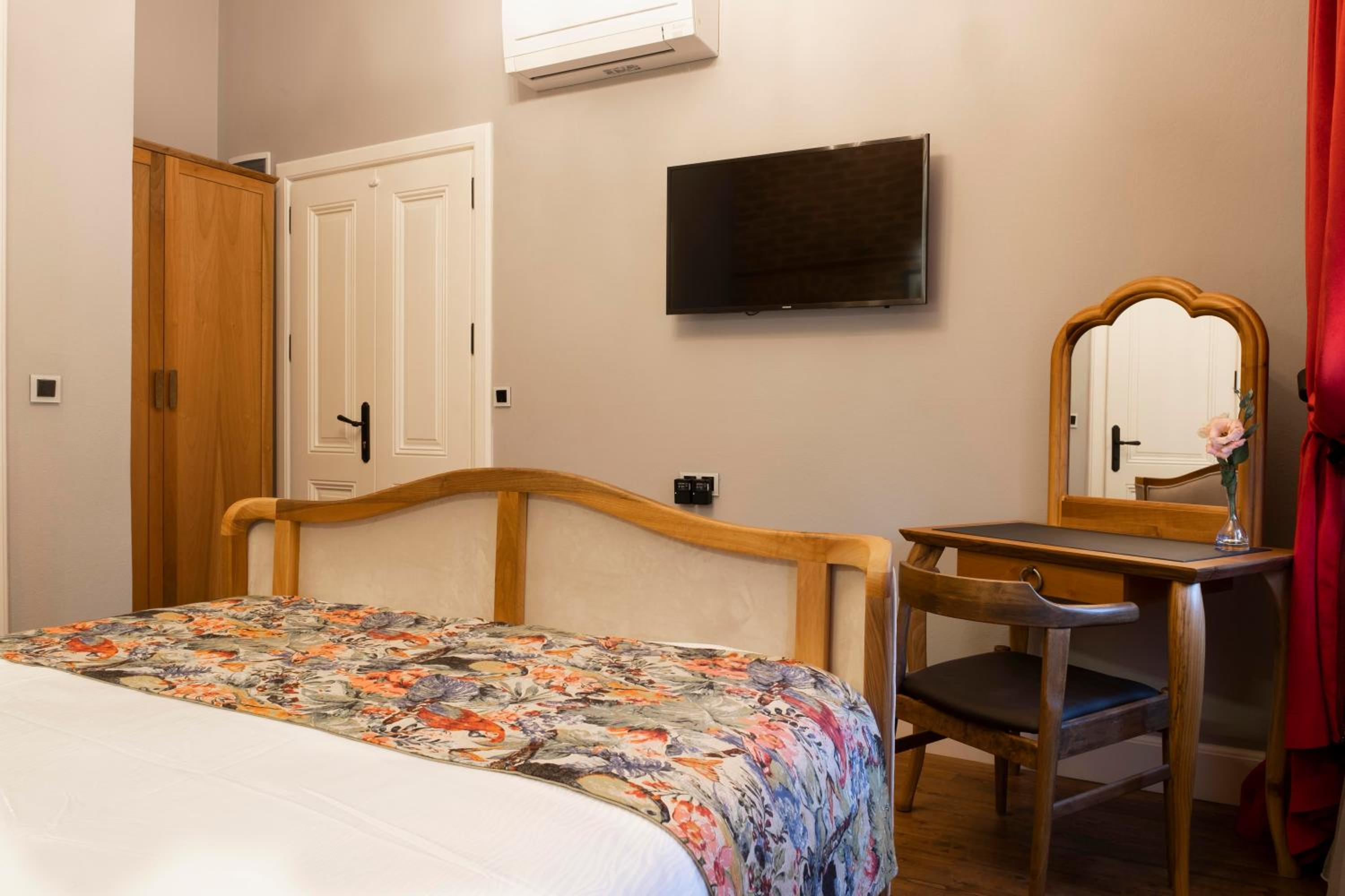 Hotel Lykia Old Town Antalya - Image 24